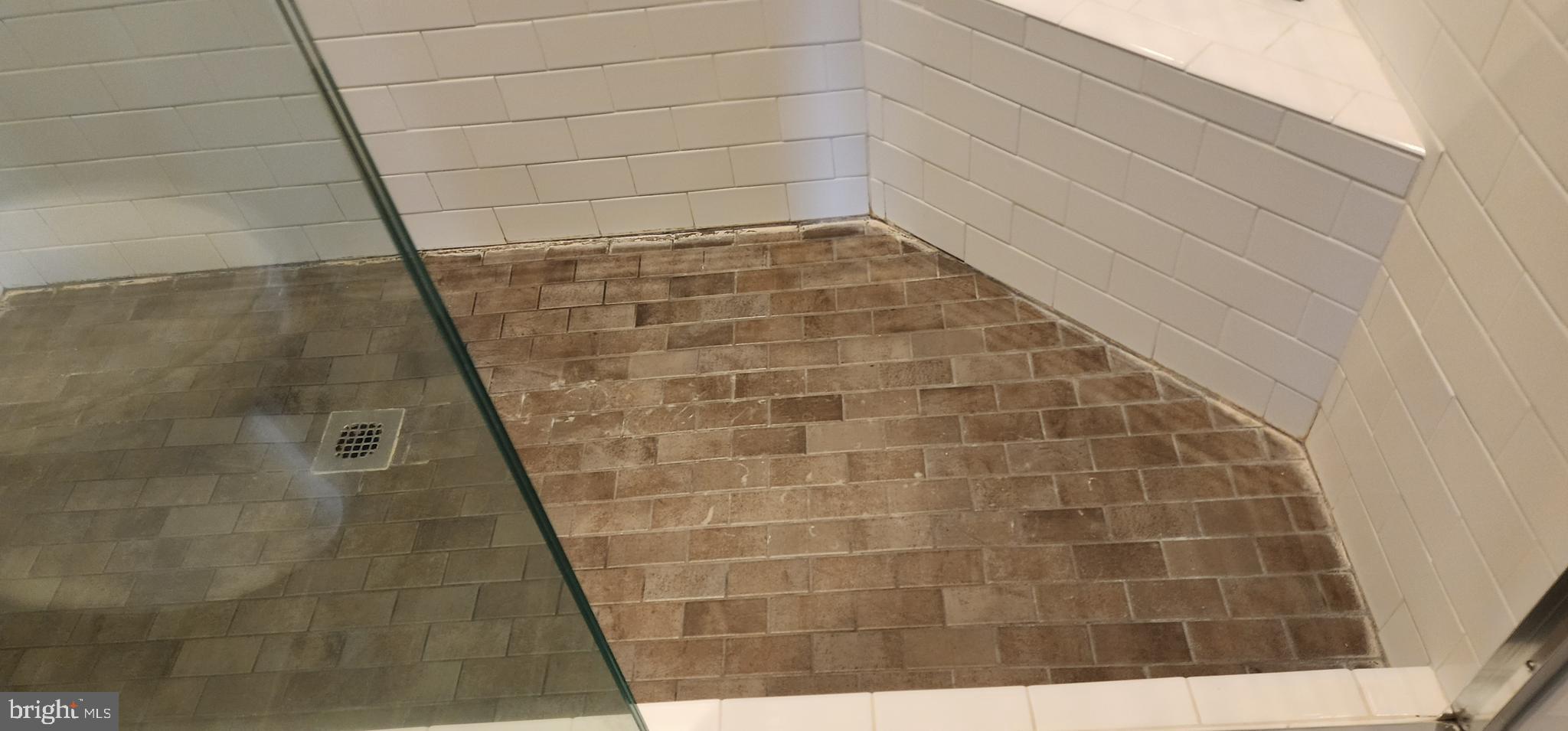 WILLOWCREST - Residential Lease