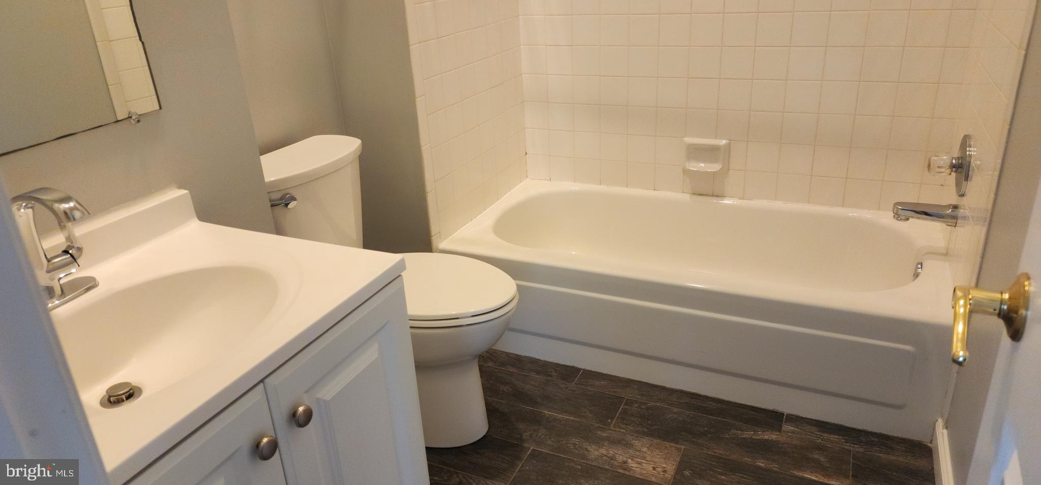 WILLOWCREST - Residential Lease