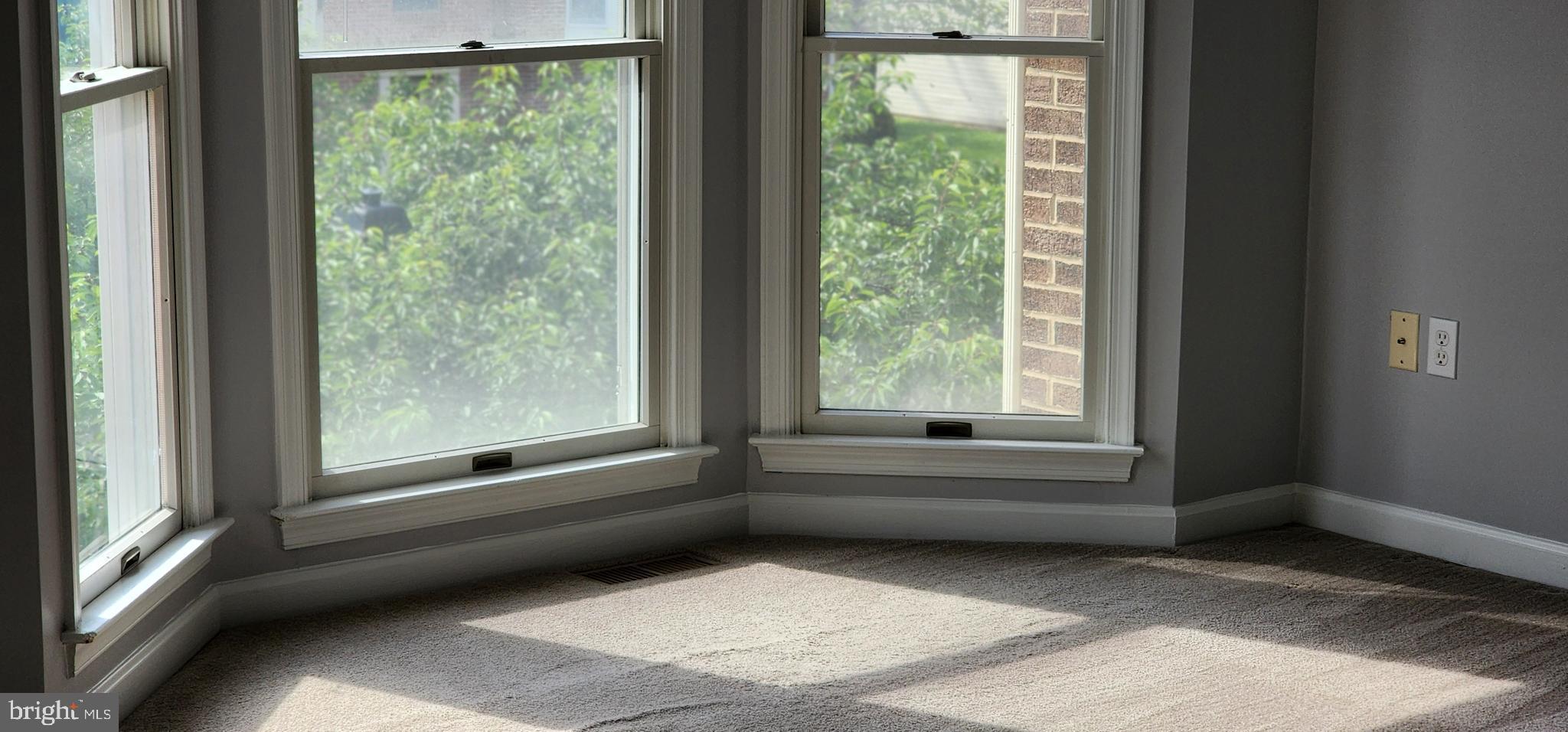 WILLOWCREST - Residential Lease