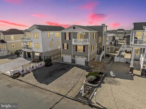 272 N 9th Street, Surf City, NJ 08008 - MLS#: NJOC2032464