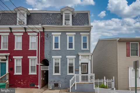 114 WALNUT STREET COLUMBIA PA 17512