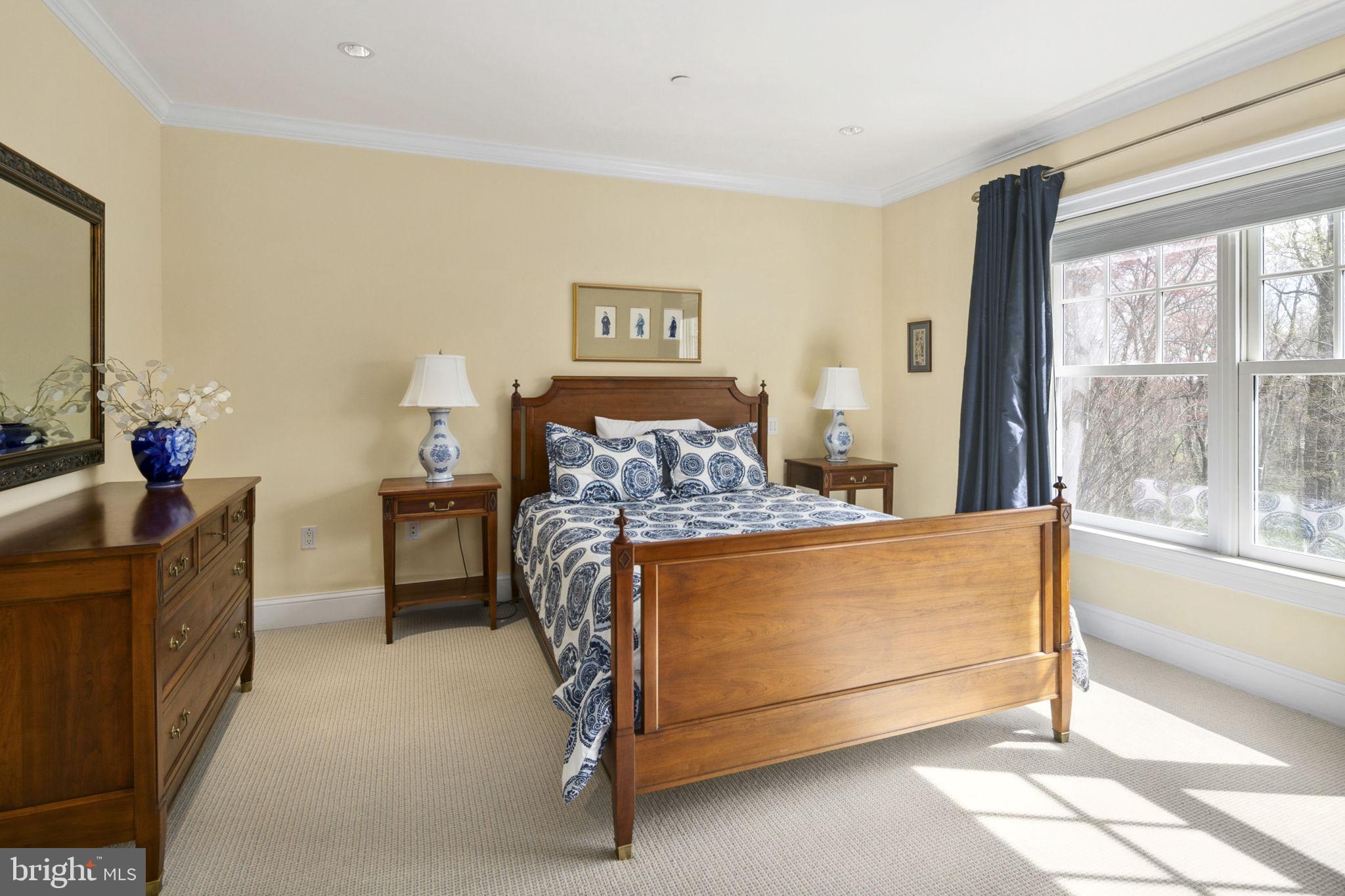 MEMORIAL OVERLOOK - Residential