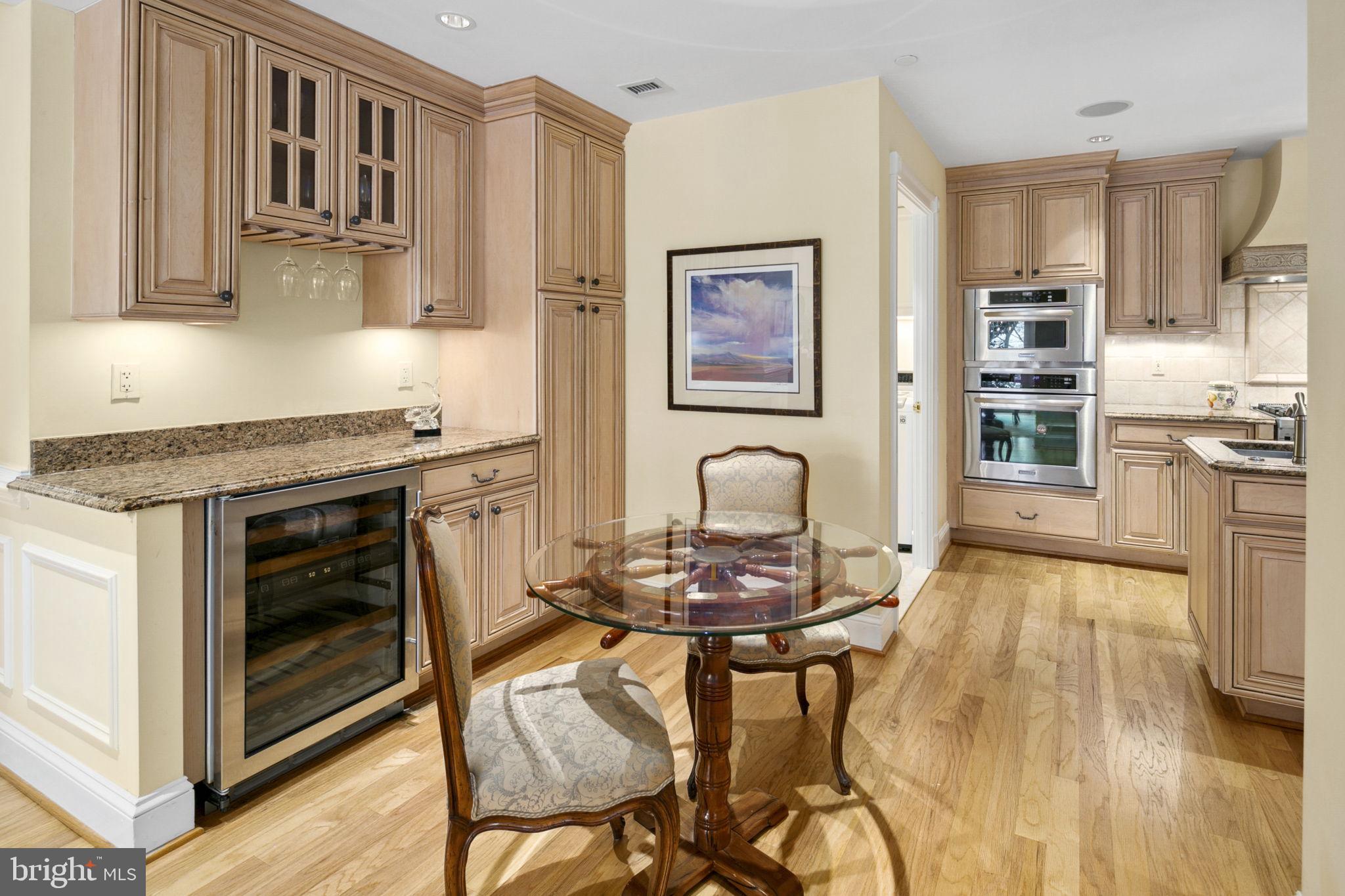 MEMORIAL OVERLOOK - Residential