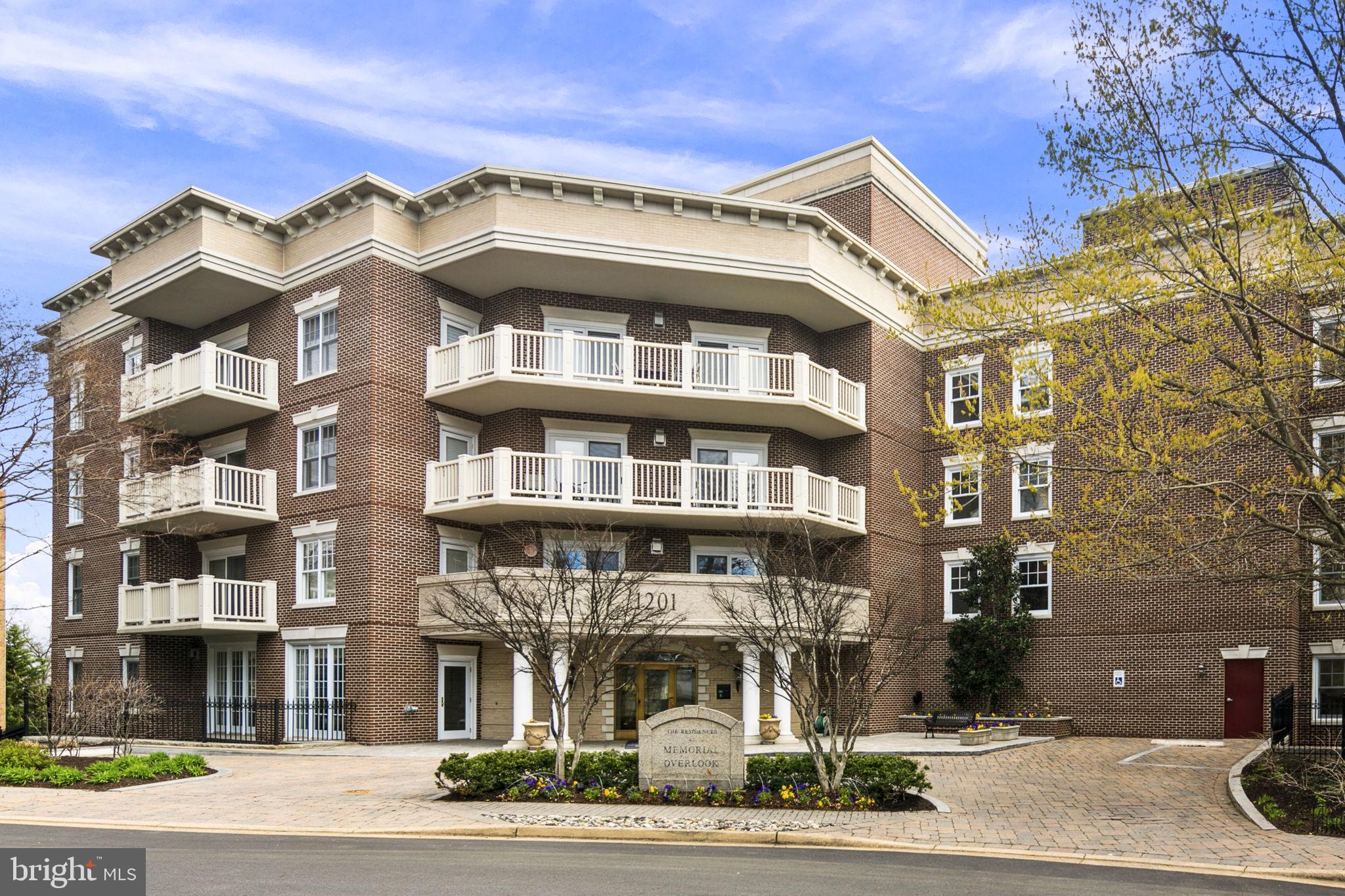 MEMORIAL OVERLOOK - Residential