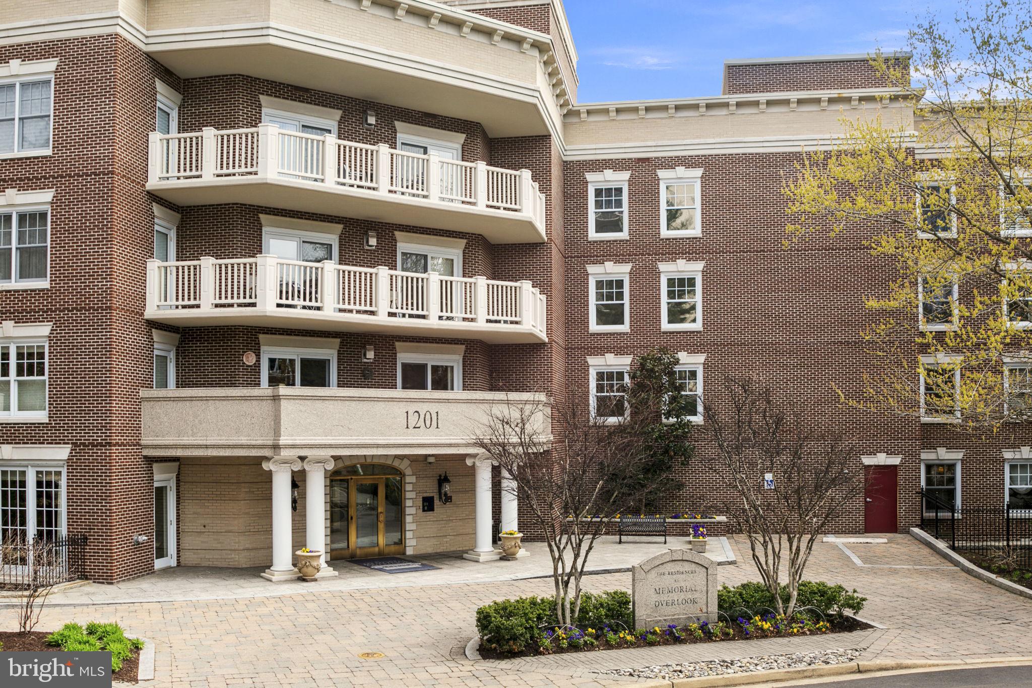 MEMORIAL OVERLOOK - Residential