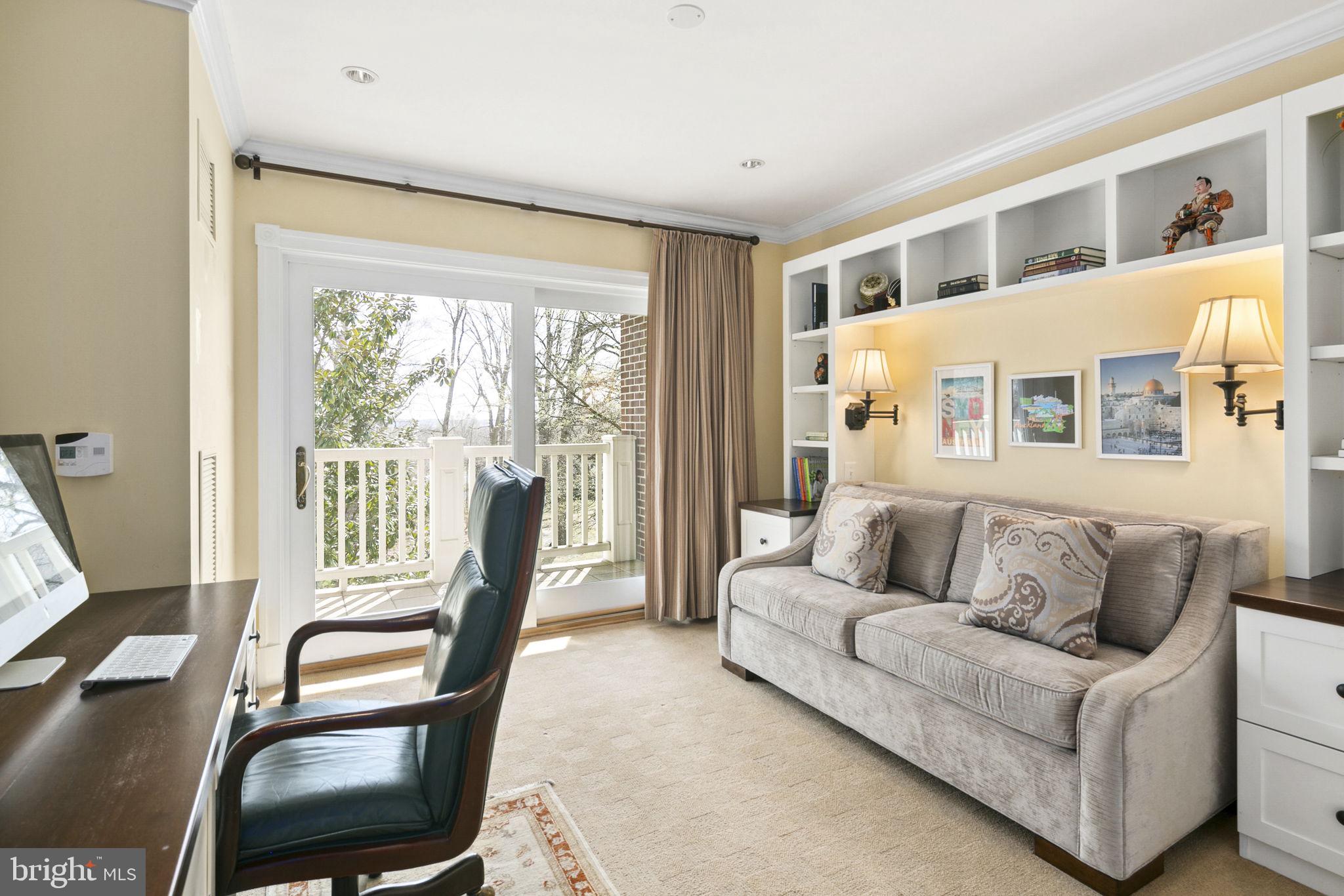 MEMORIAL OVERLOOK - Residential