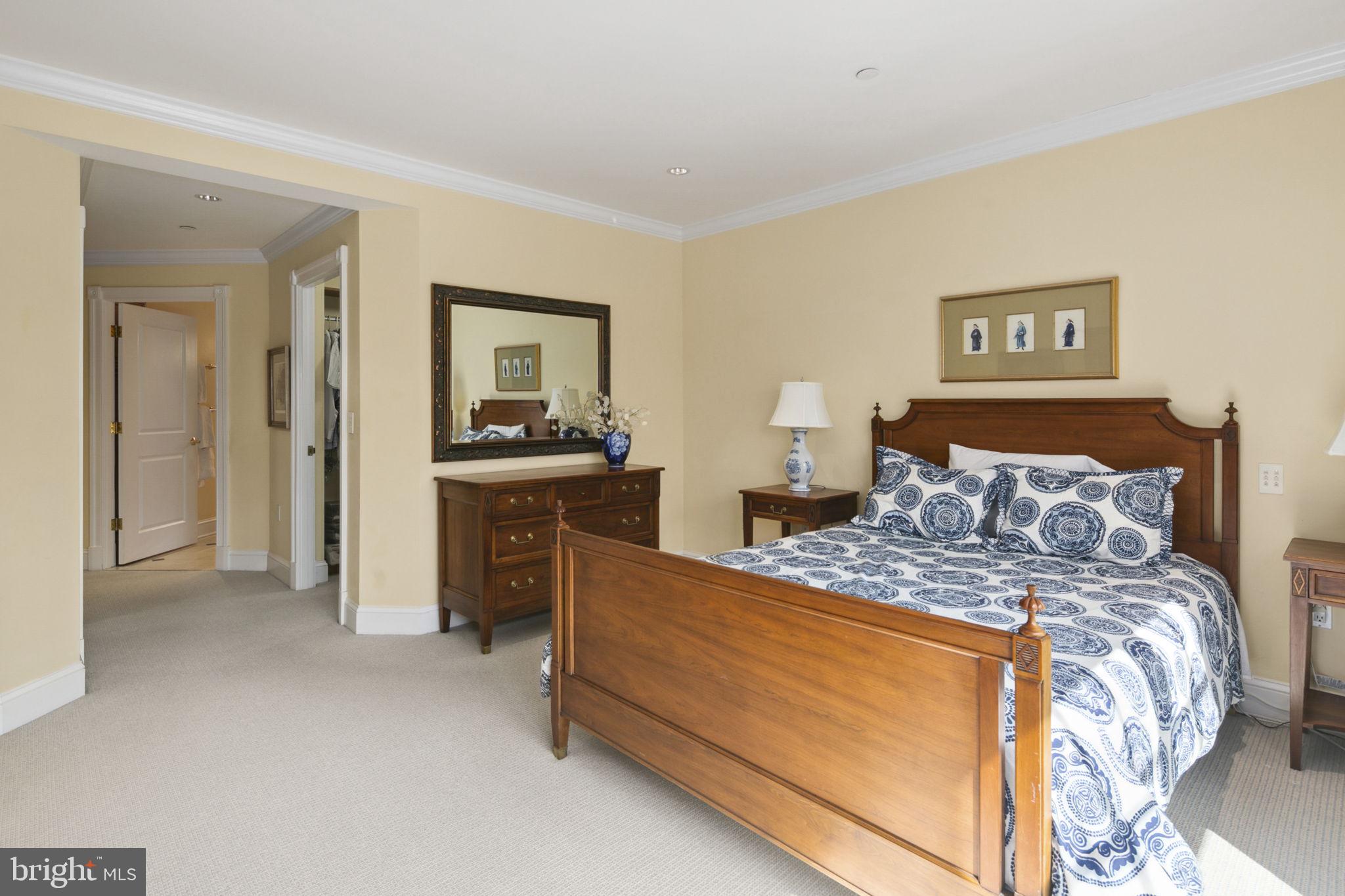 MEMORIAL OVERLOOK - Residential