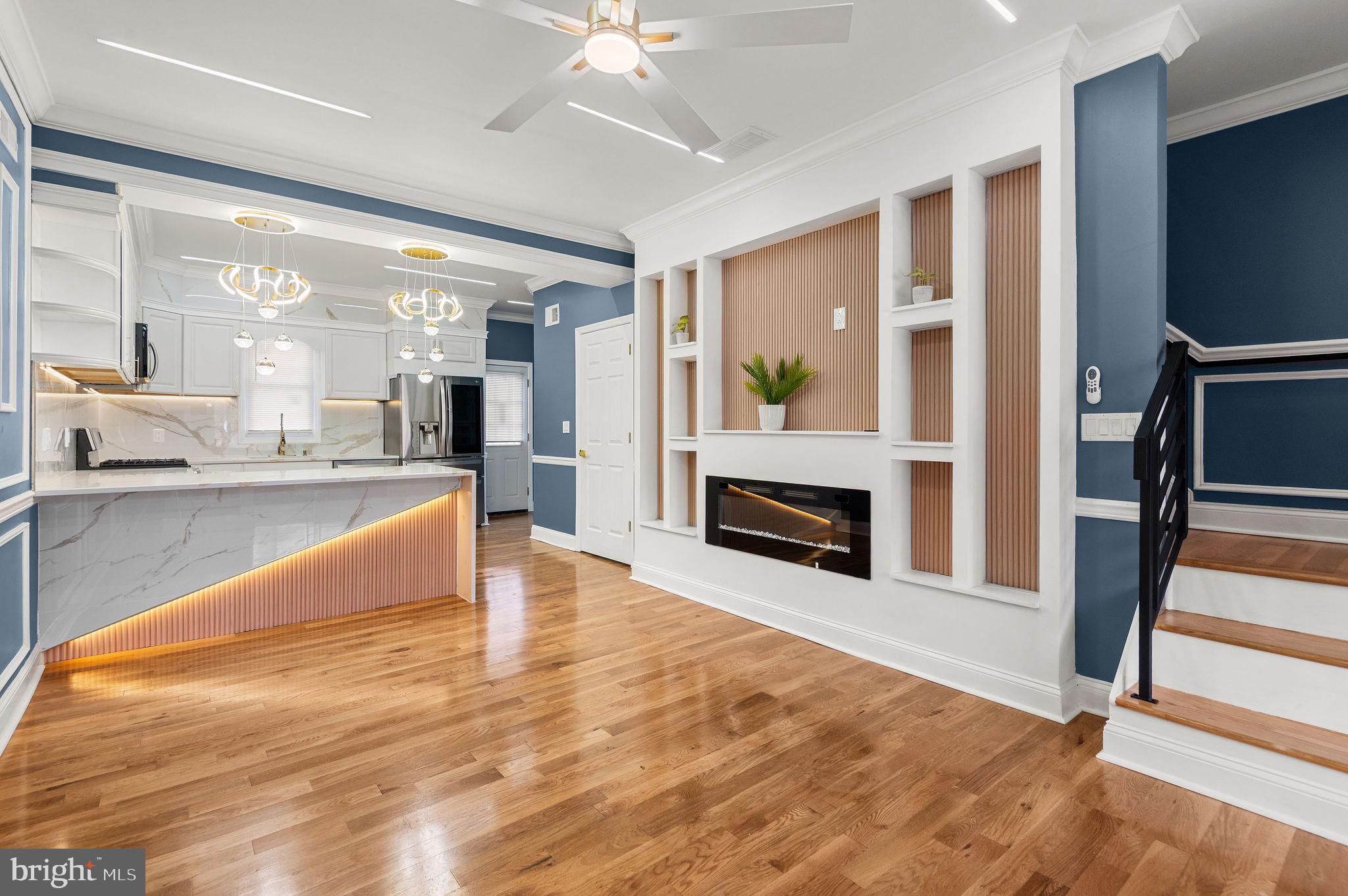 UNIVERSITY CITY - Residential