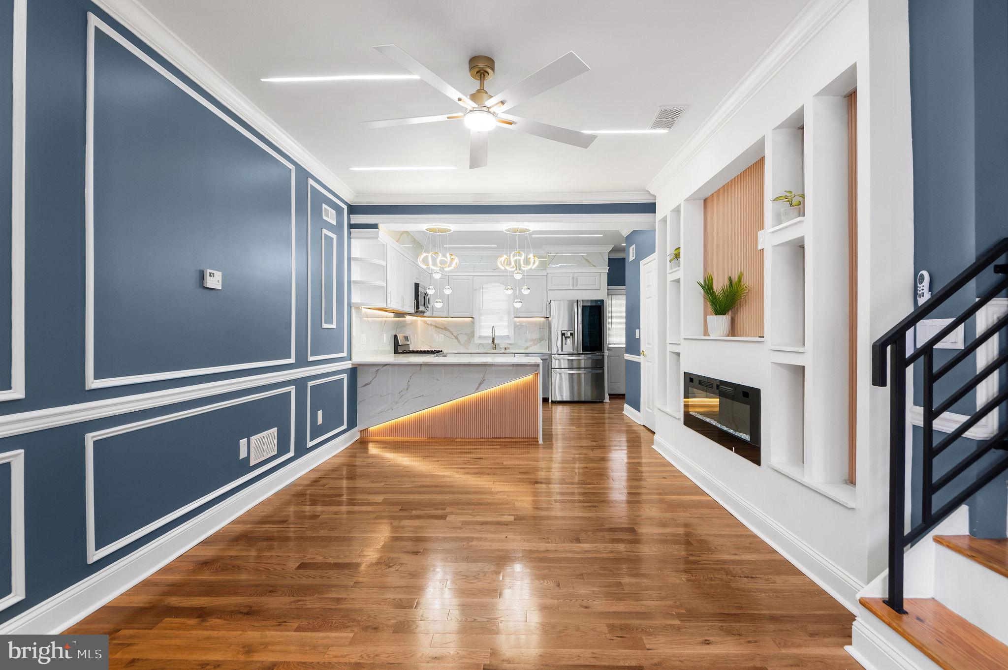 UNIVERSITY CITY - Residential