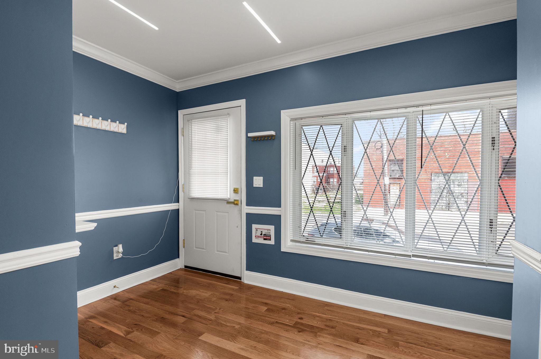 UNIVERSITY CITY - Residential