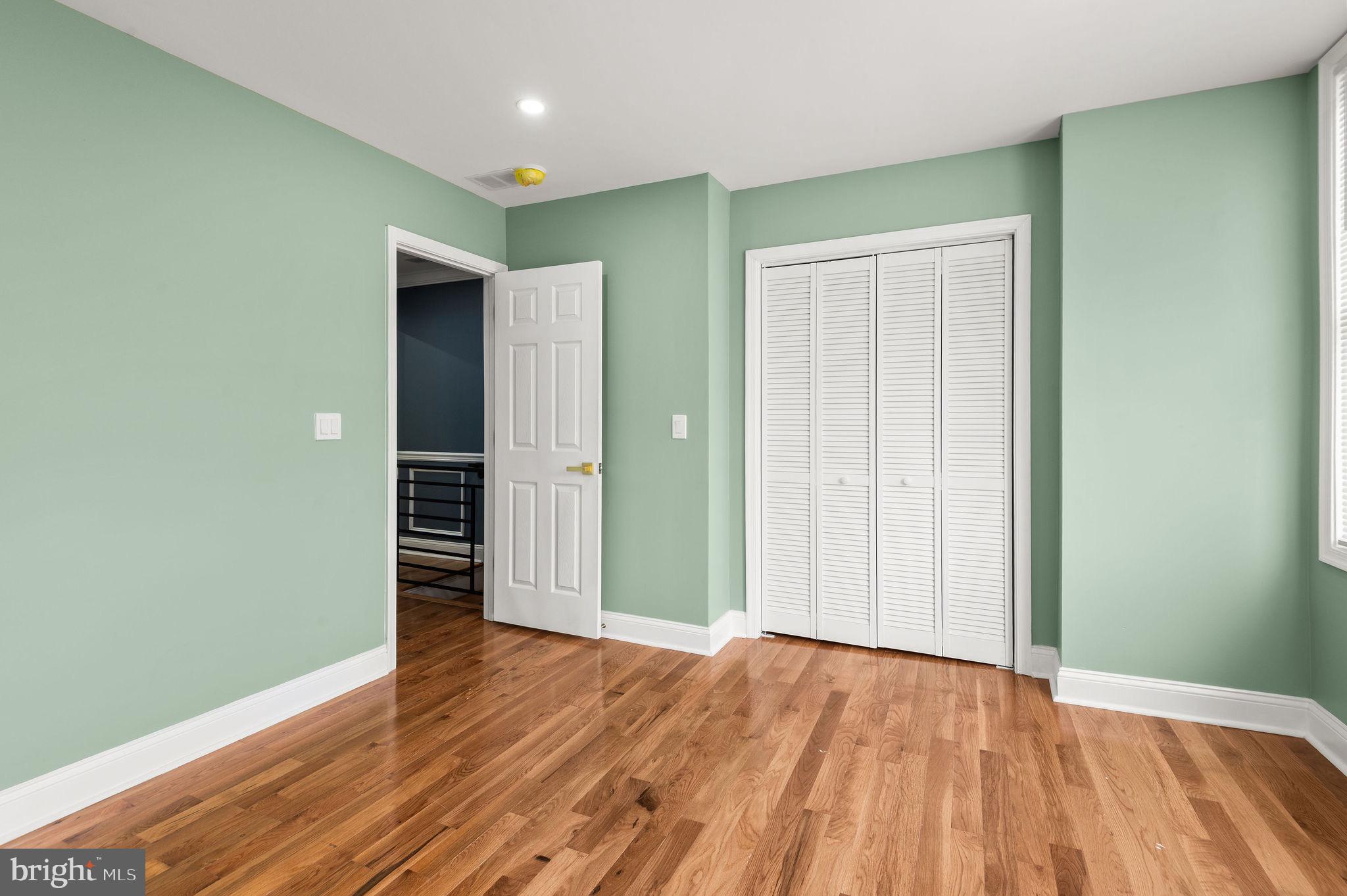 UNIVERSITY CITY - Residential