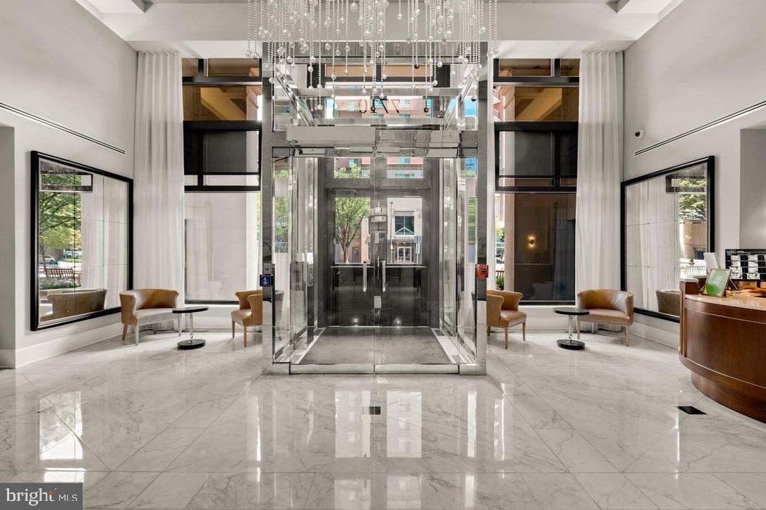 LIONSGATE - Residential