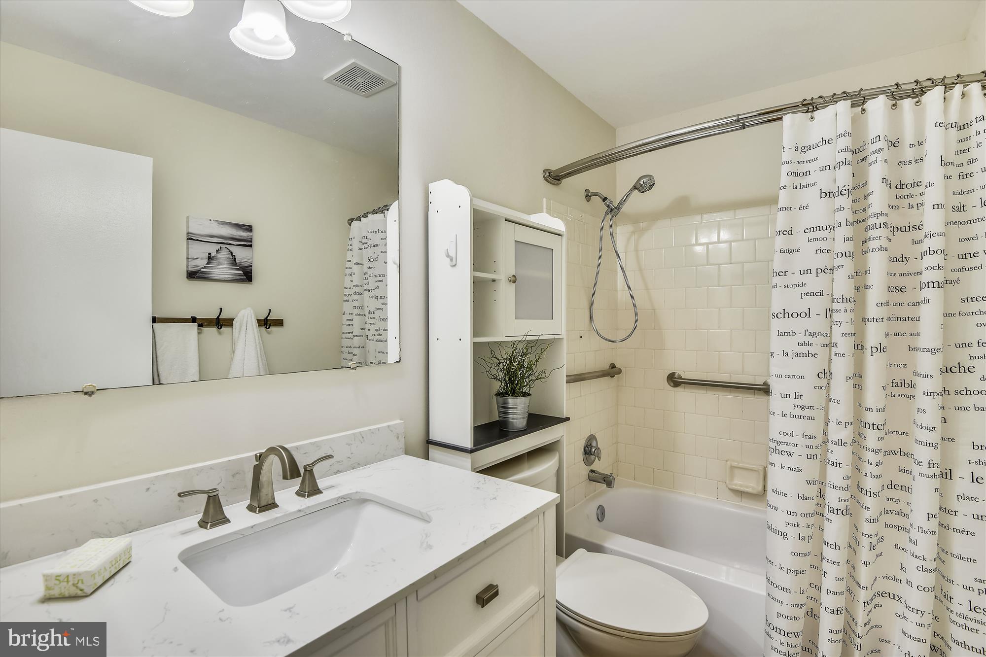 MARBLE HILL - Residential