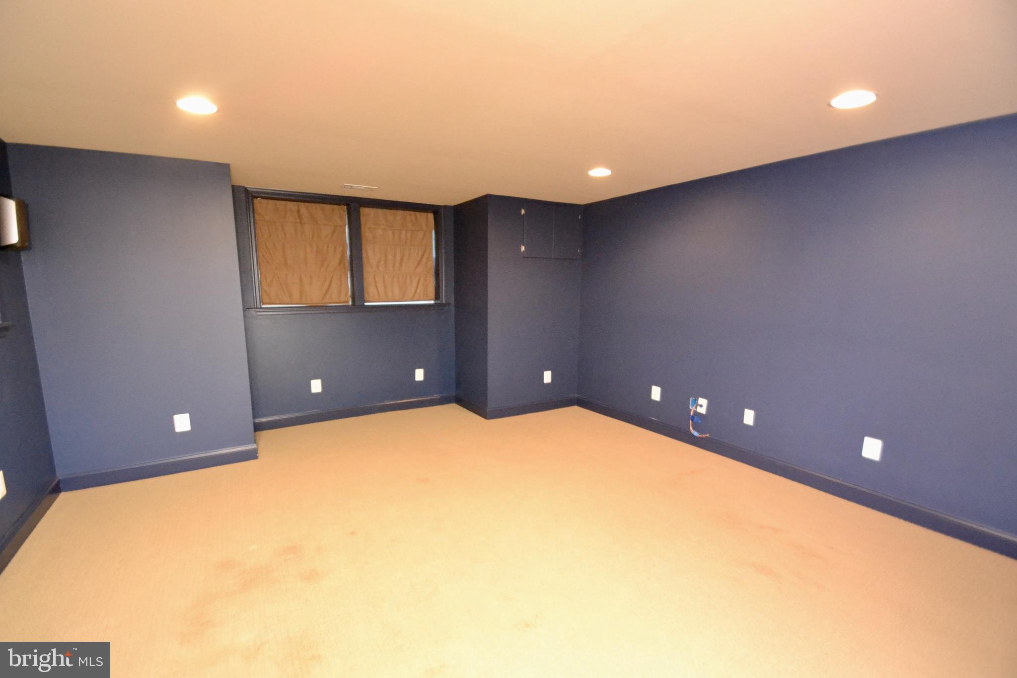 WAKEFIELD WEST - Residential