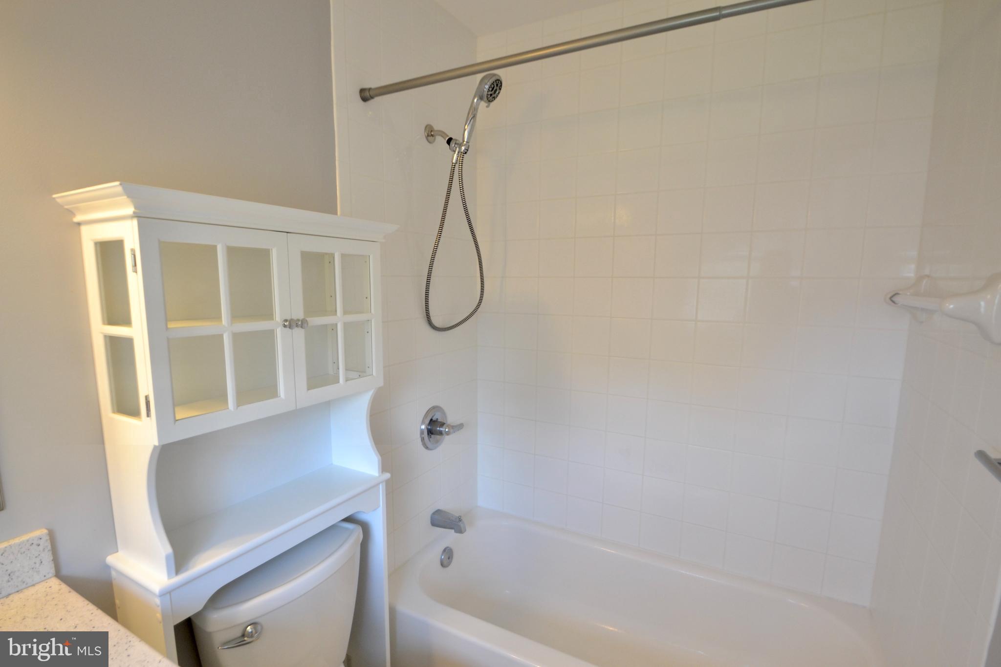 WAKEFIELD WEST - Residential