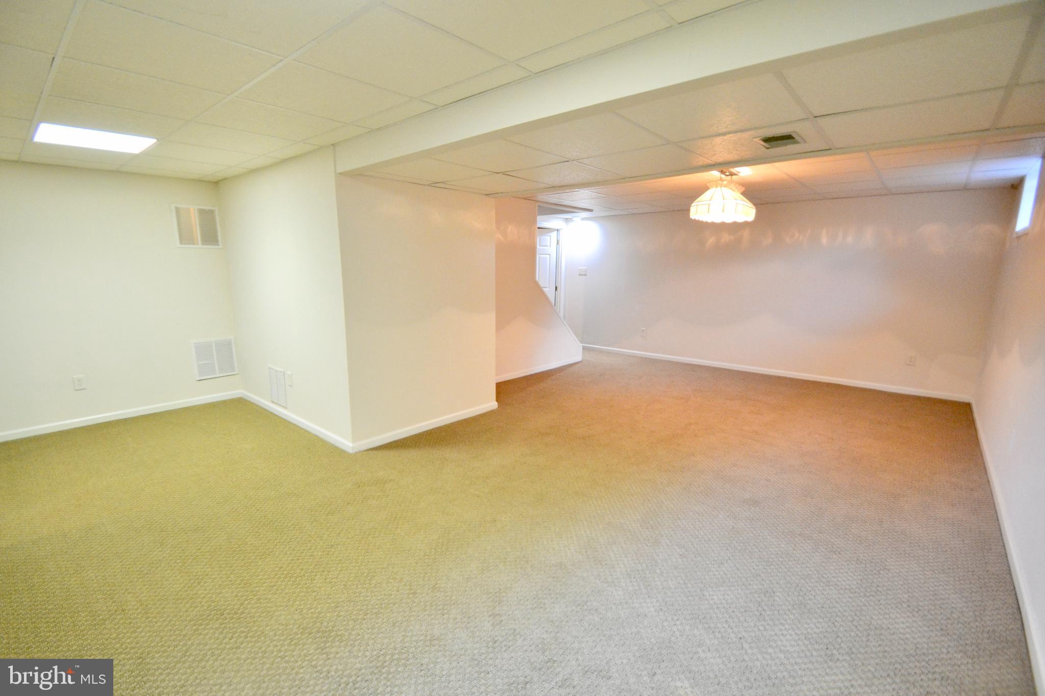 WAKEFIELD WEST - Residential