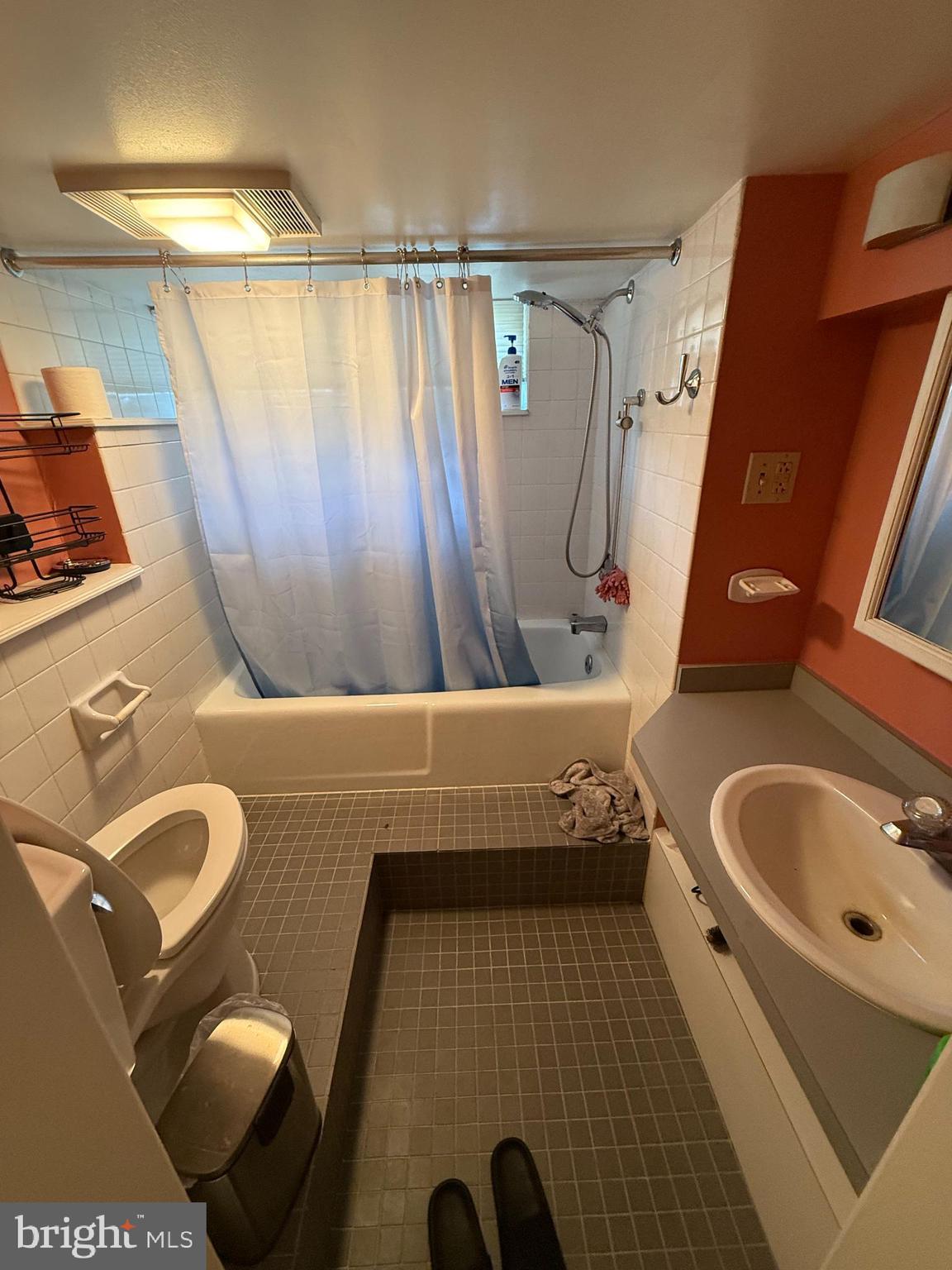 OAKLEE - Residential