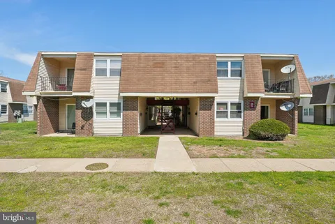 12 Florence Tollgate, Florence, NJ MLS: NJBL2098920