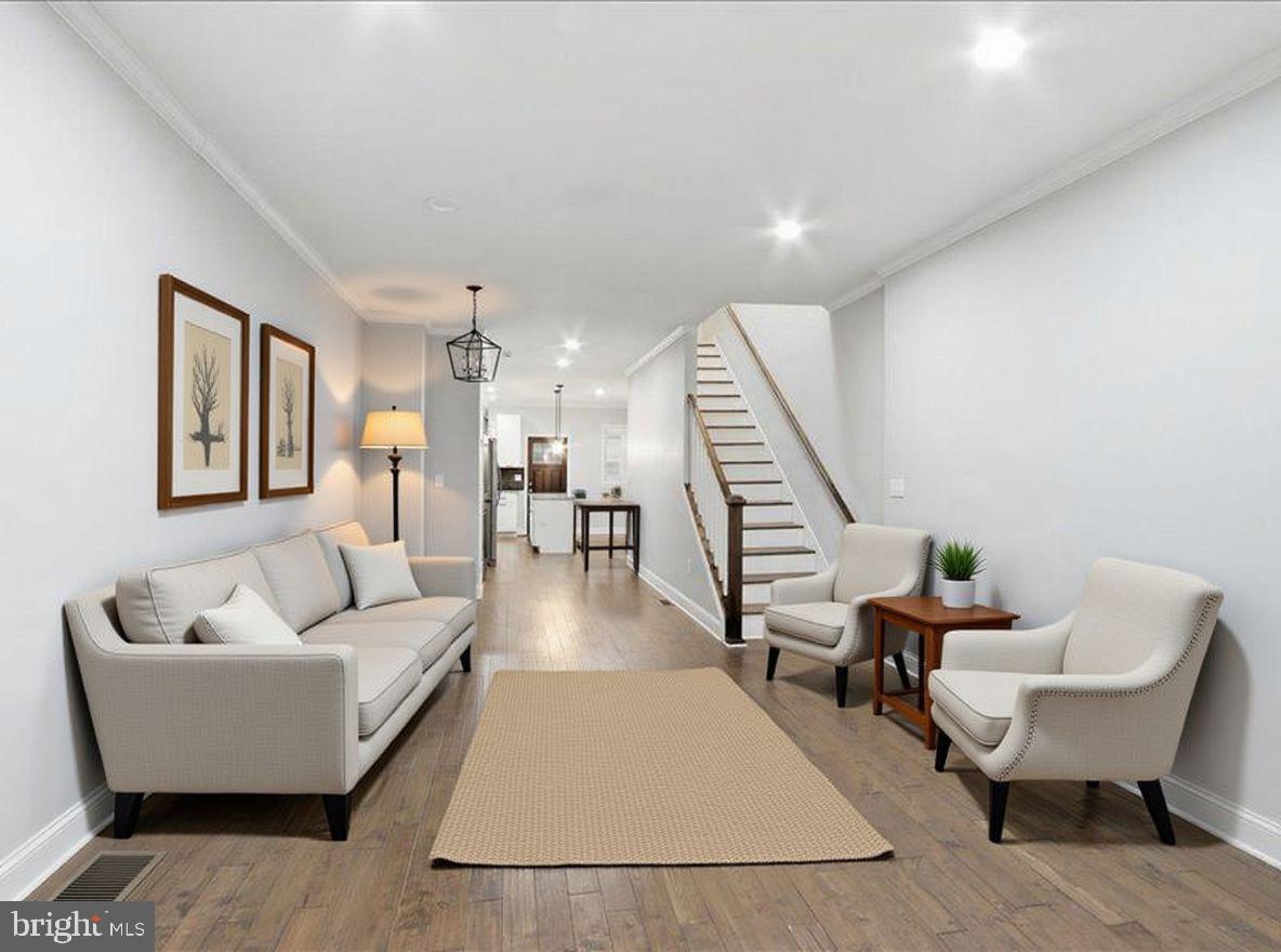 HAMPDEN HISTORIC DISTRICT - Residential