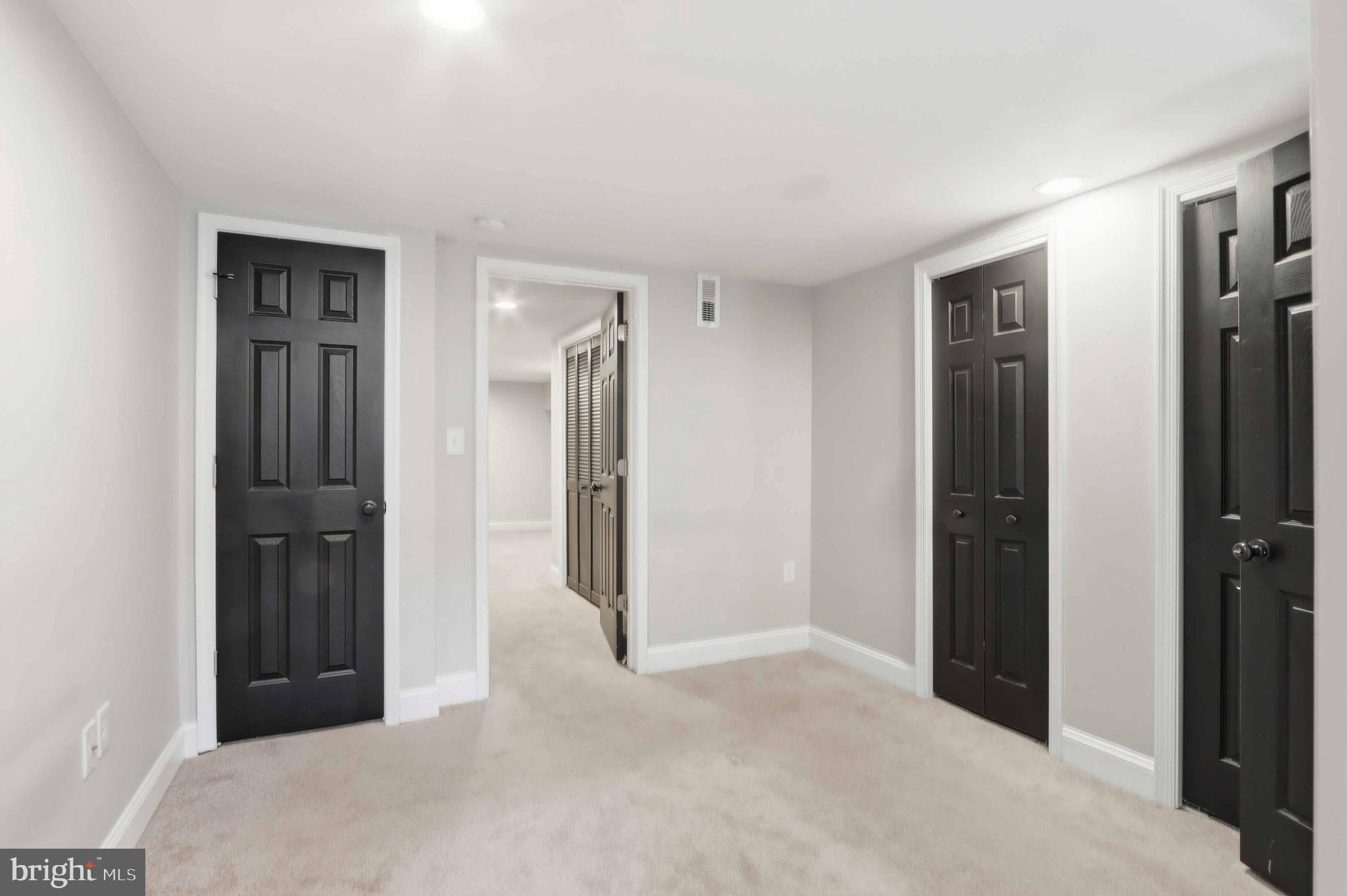 HAMPDEN HISTORIC DISTRICT - Residential