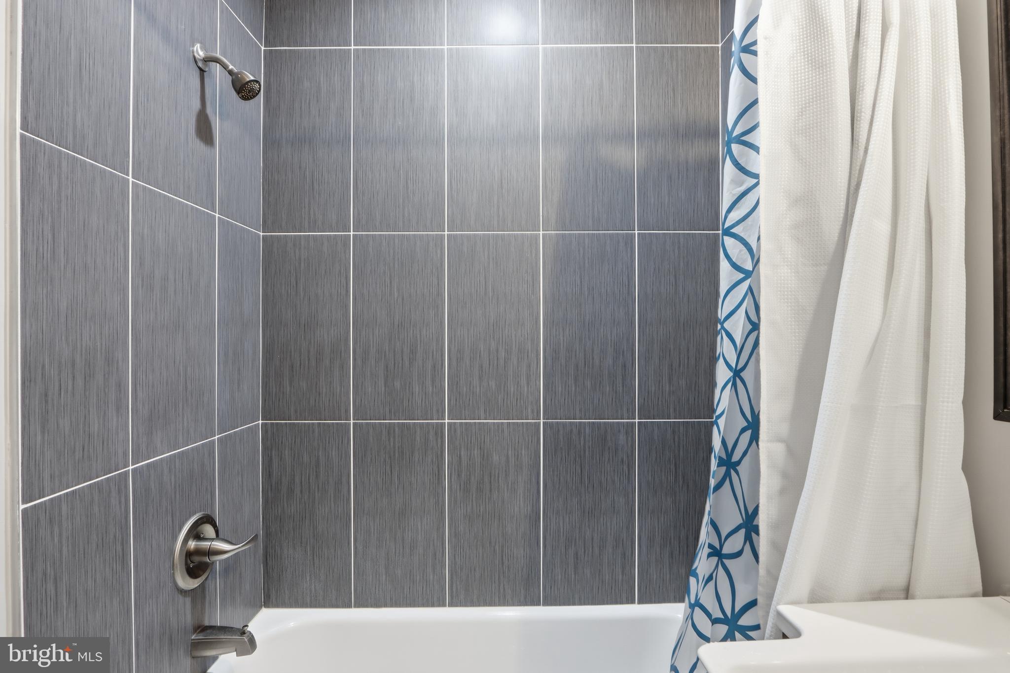 HAMPDEN HISTORIC DISTRICT - Residential