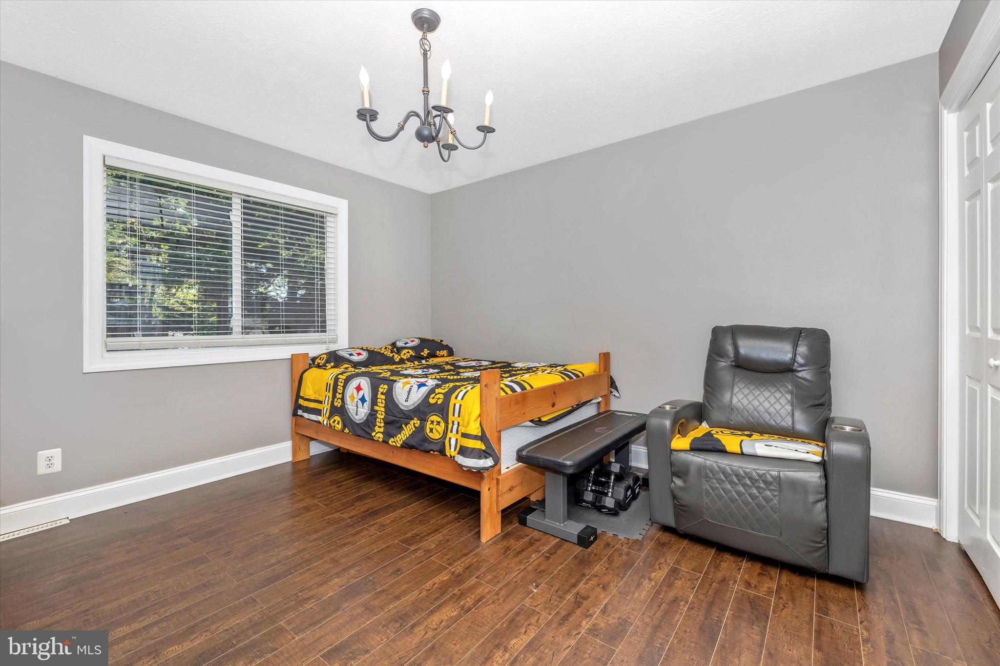 BATTLEFIELD KNOLLS - Residential