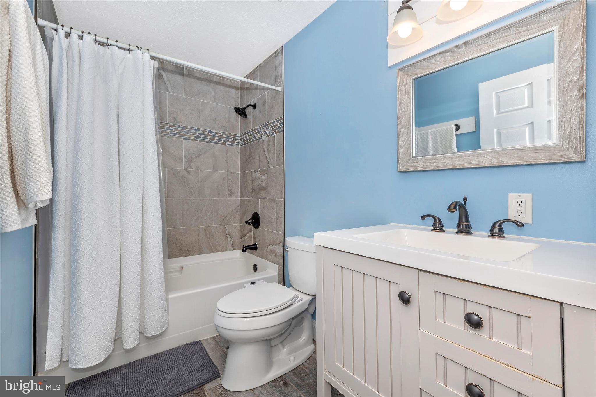 BATTLEFIELD KNOLLS - Residential