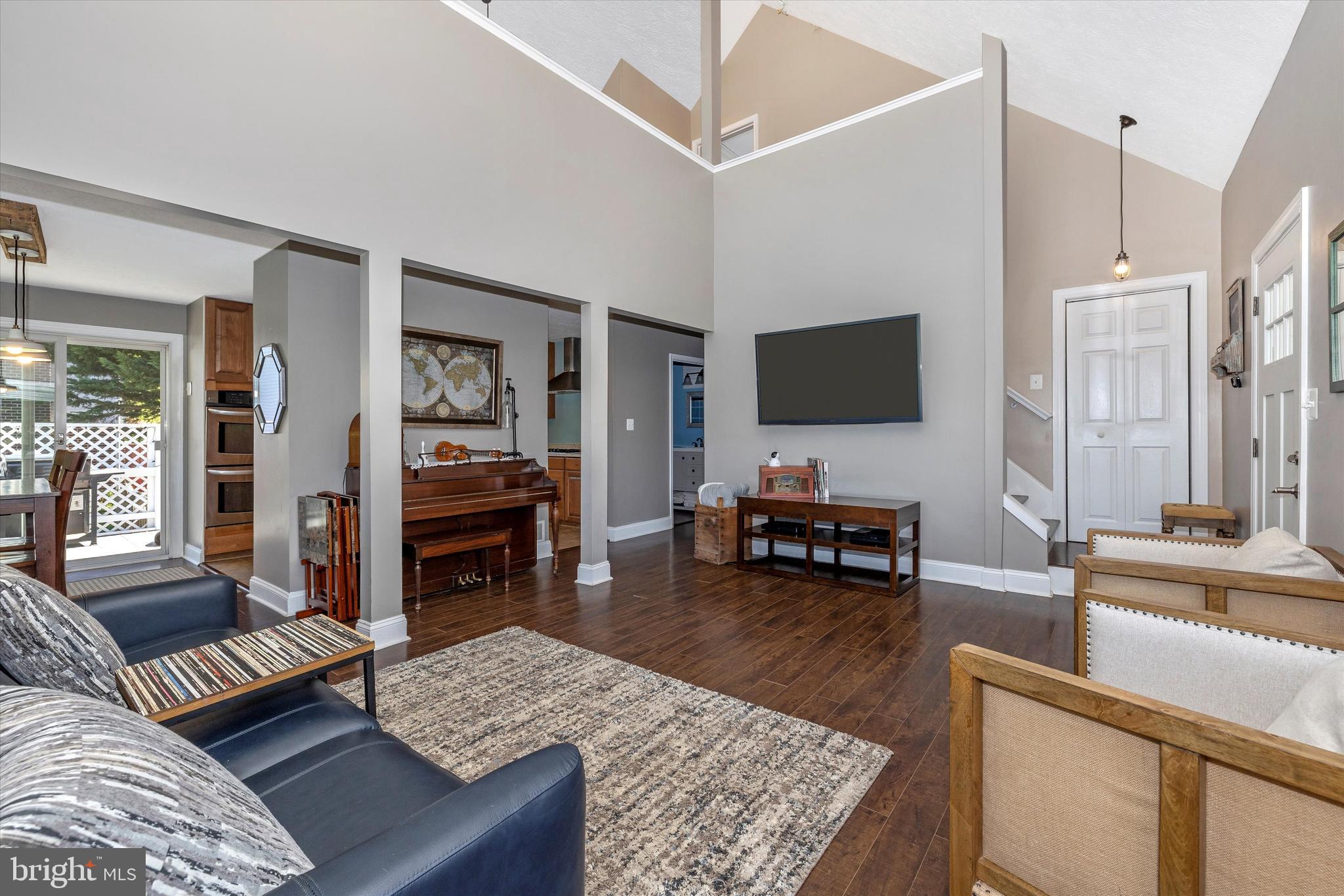 BATTLEFIELD KNOLLS - Residential