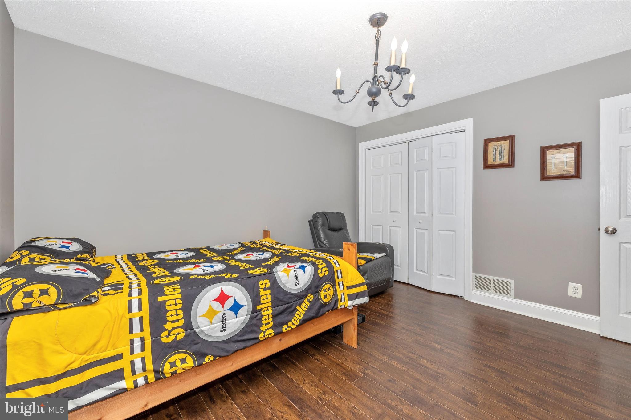 BATTLEFIELD KNOLLS - Residential