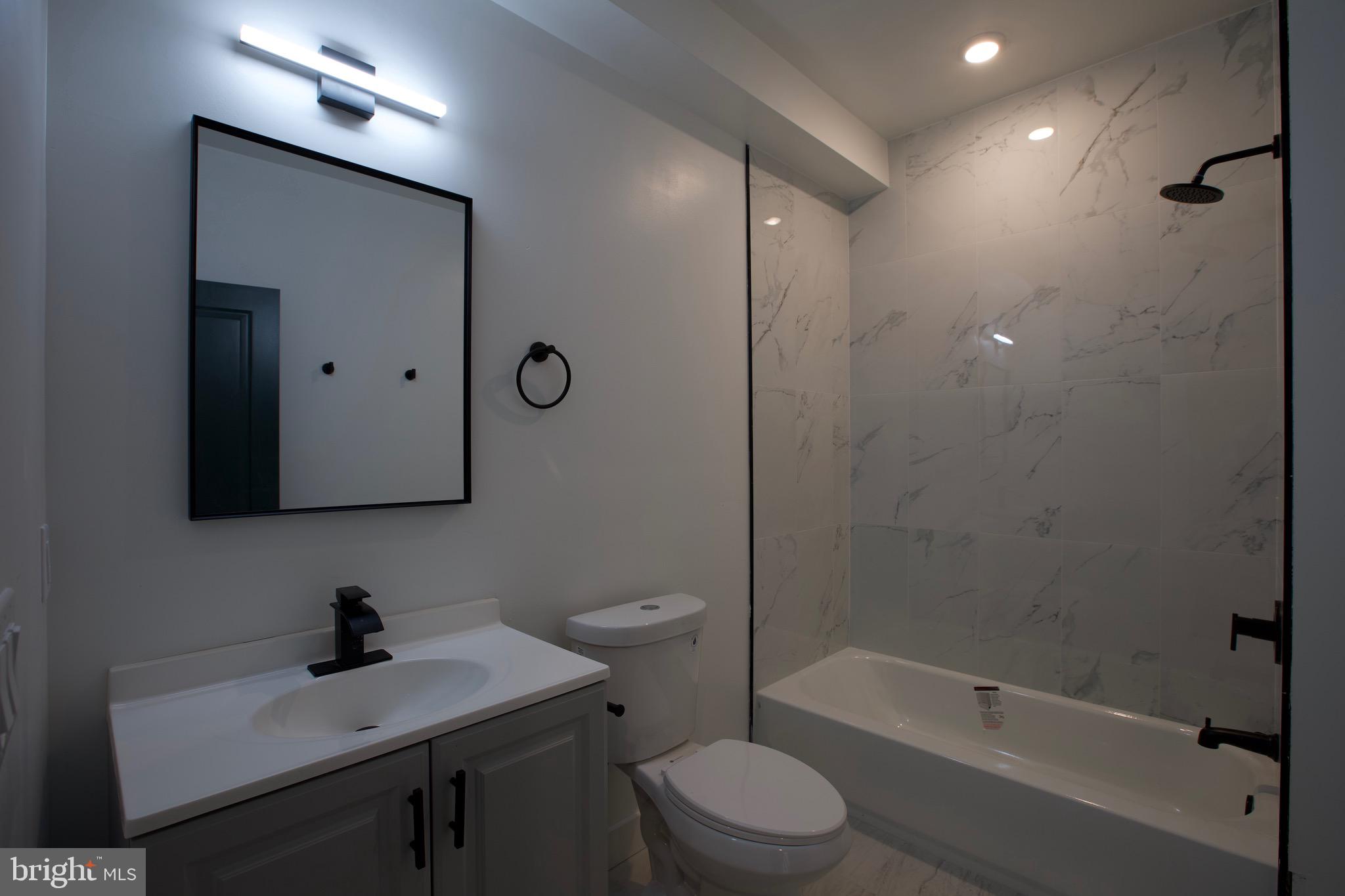 NORRIS SQUARE - Residential Lease