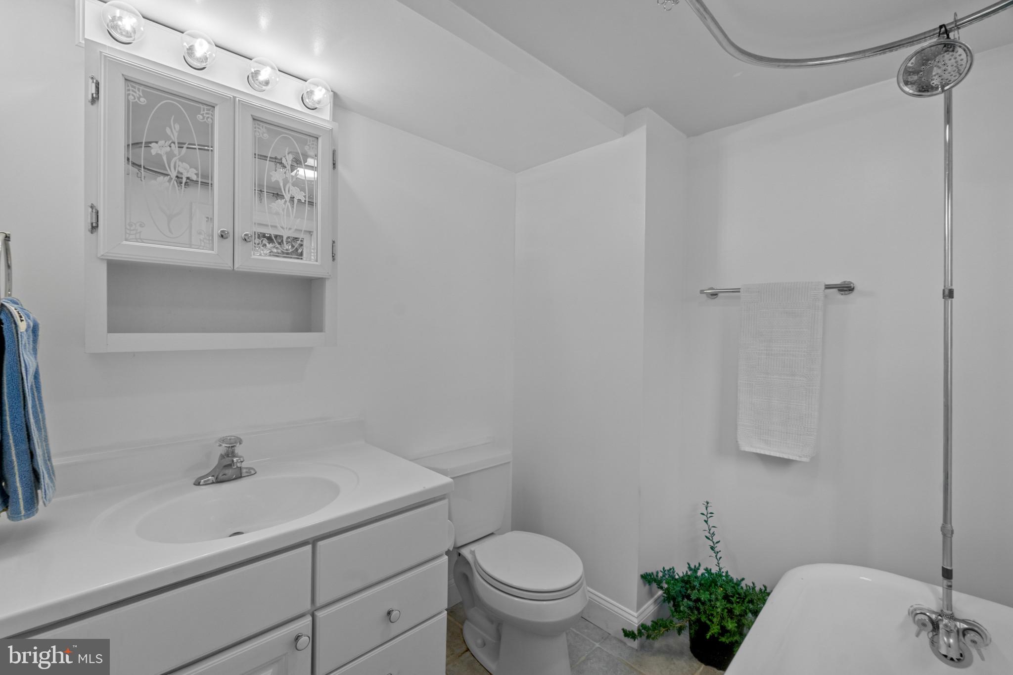 BUTCHERS HILL - Residential