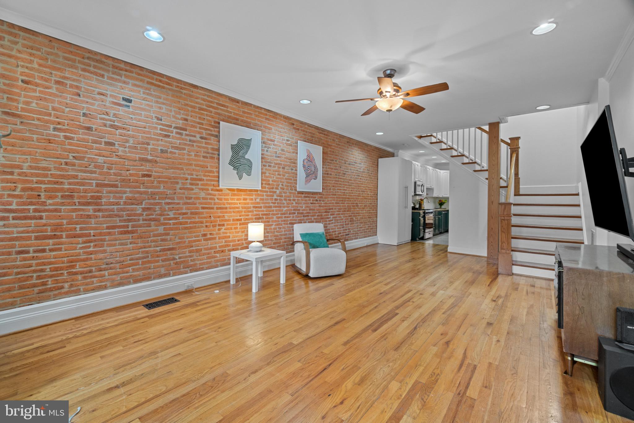 BUTCHERS HILL - Residential