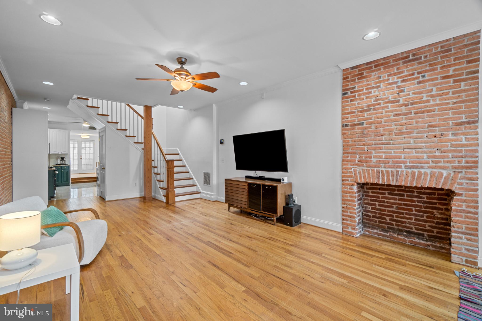 BUTCHERS HILL - Residential