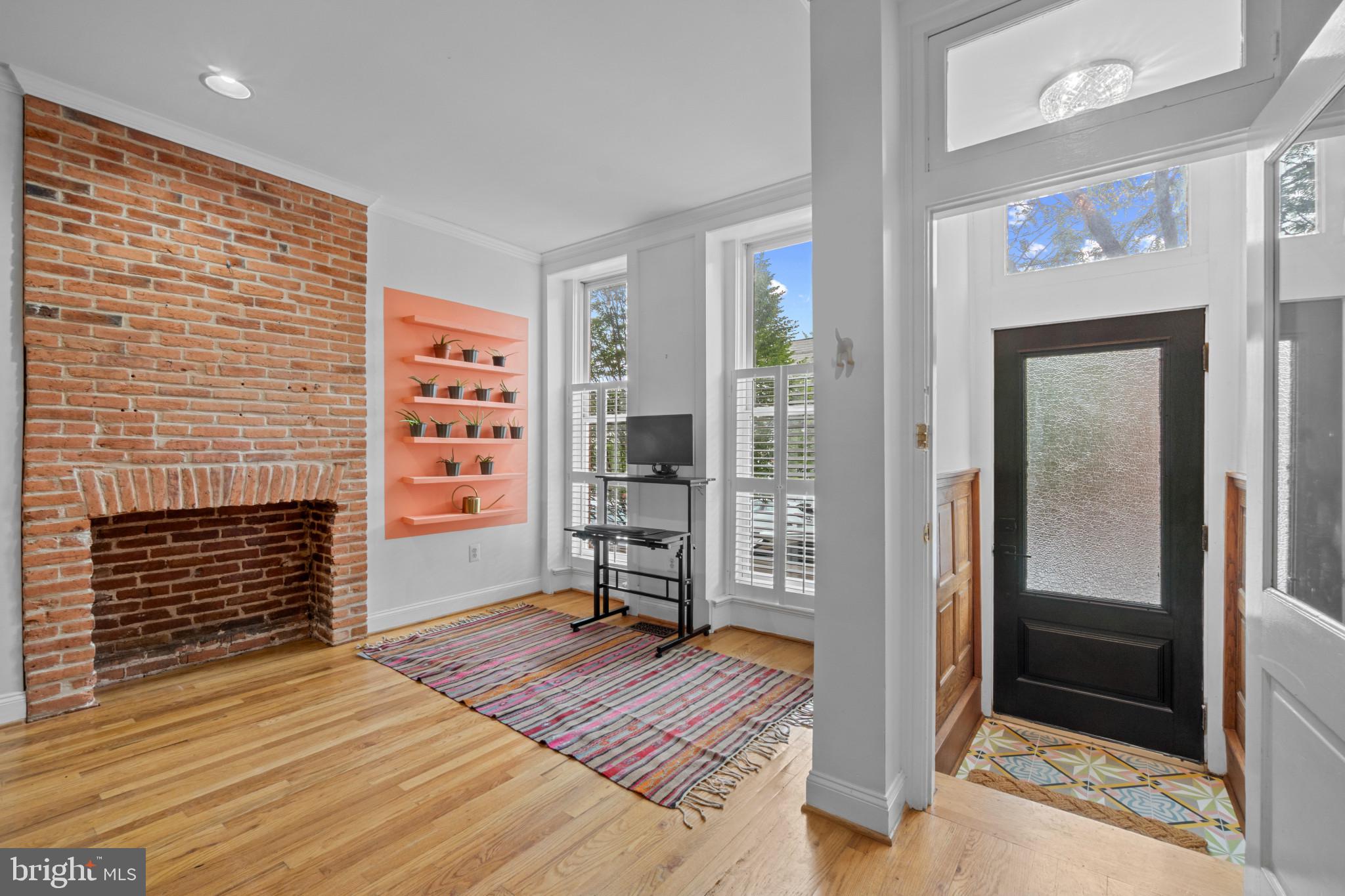 BUTCHERS HILL - Residential