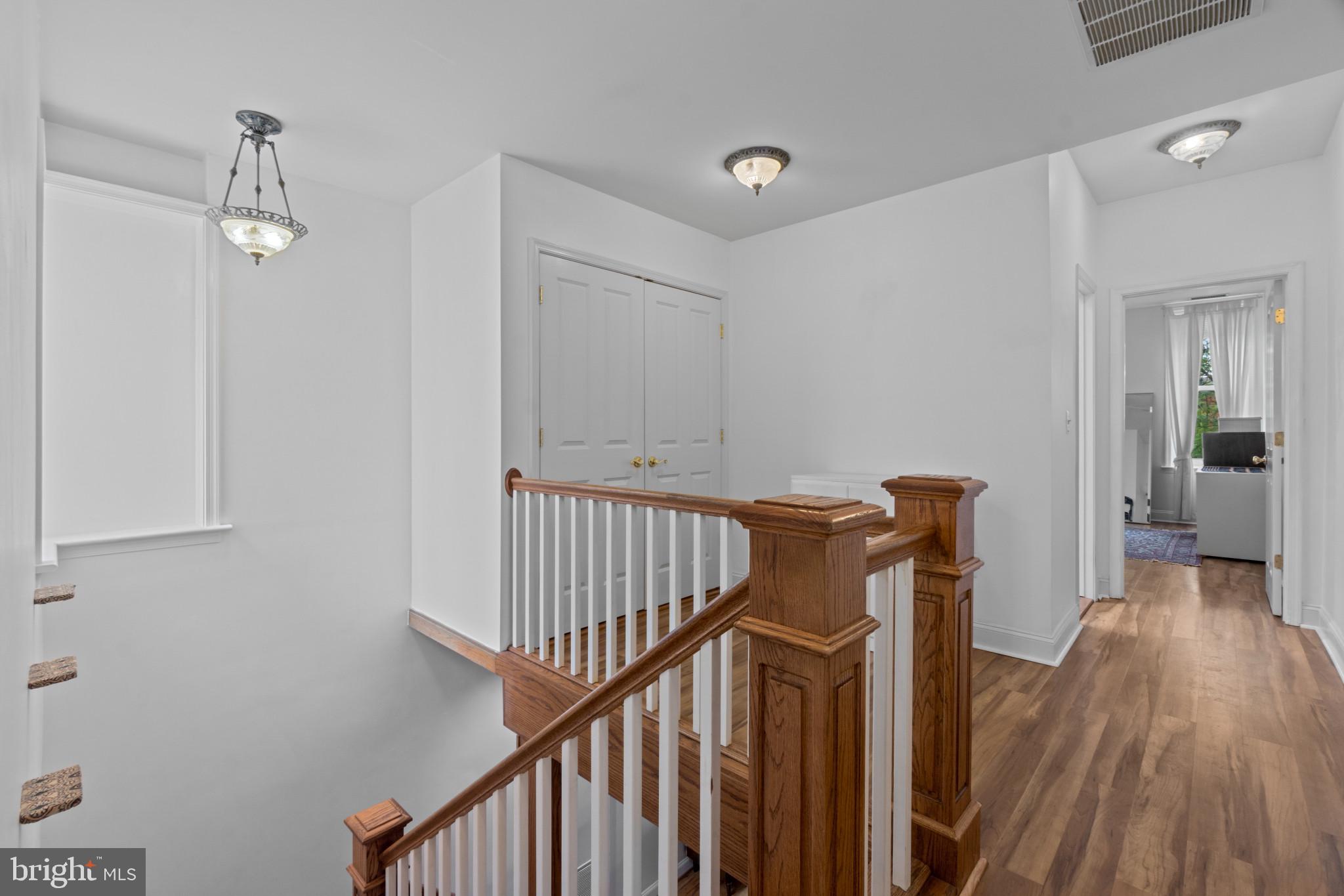 BUTCHERS HILL - Residential