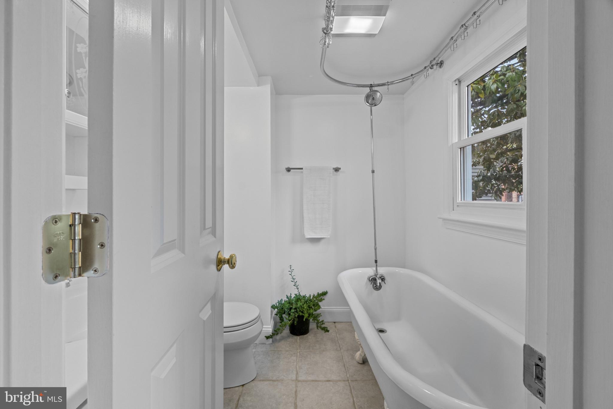 BUTCHERS HILL - Residential