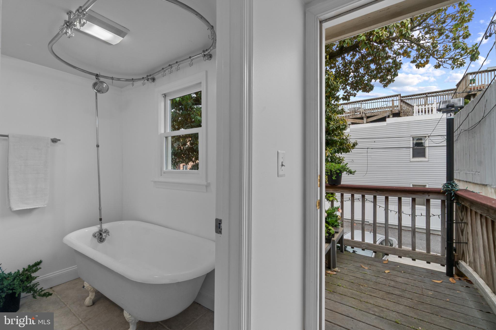 BUTCHERS HILL - Residential