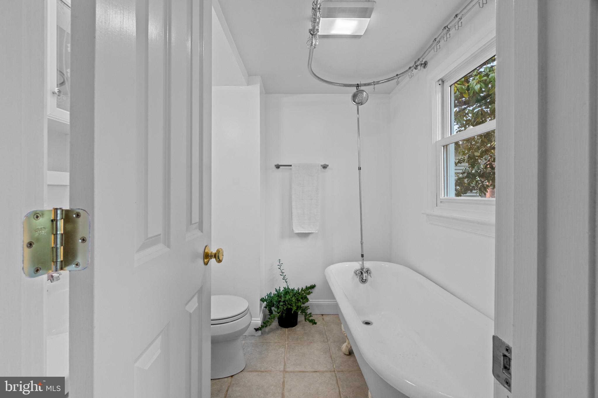 BUTCHERS HILL - Residential