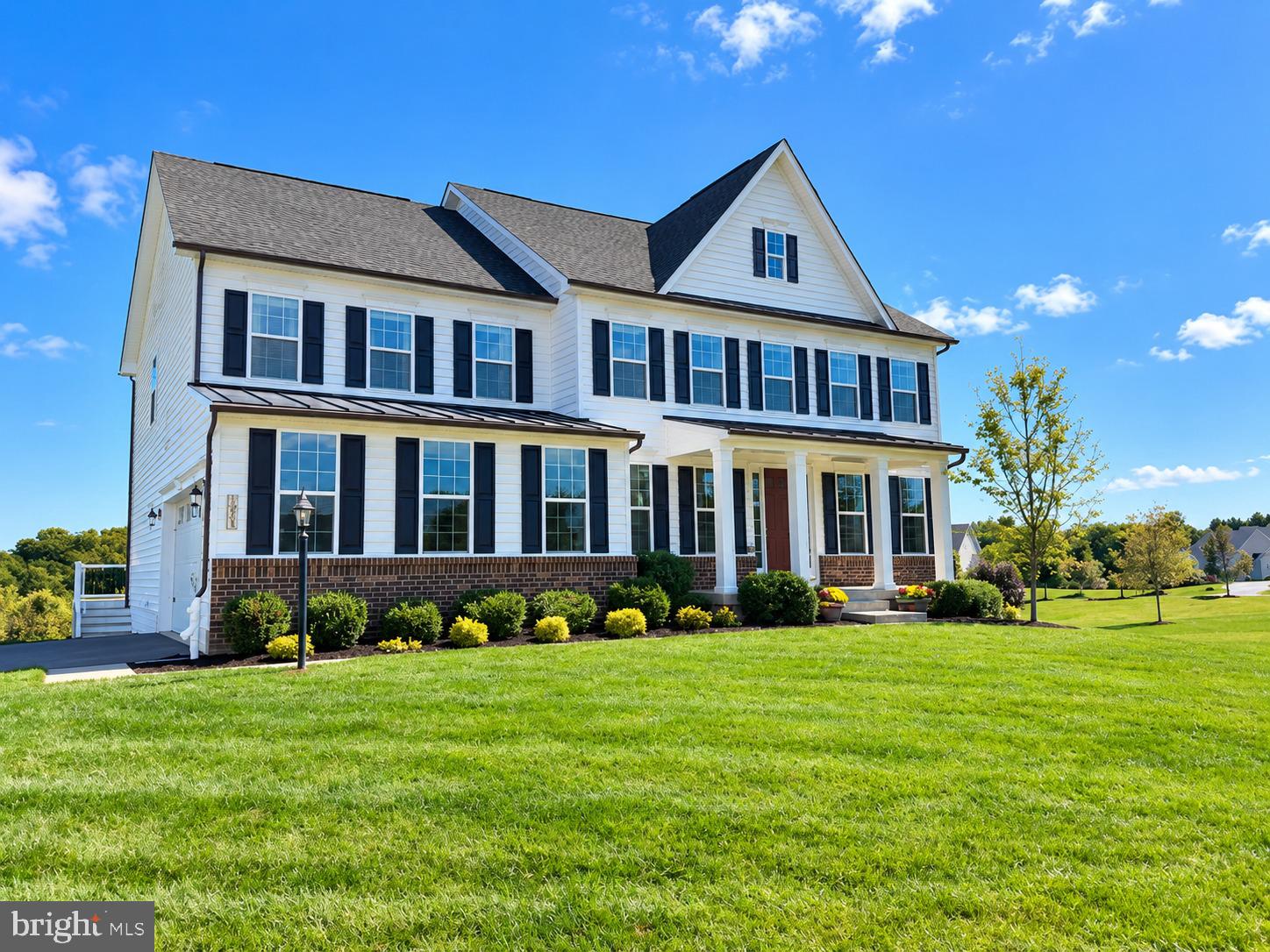 1023 FAIRLANE ROAD