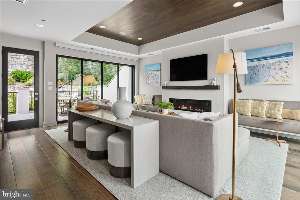 QUARRY SPRINGS - Residential