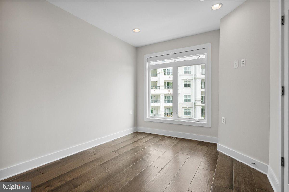 QUARRY SPRINGS - Residential