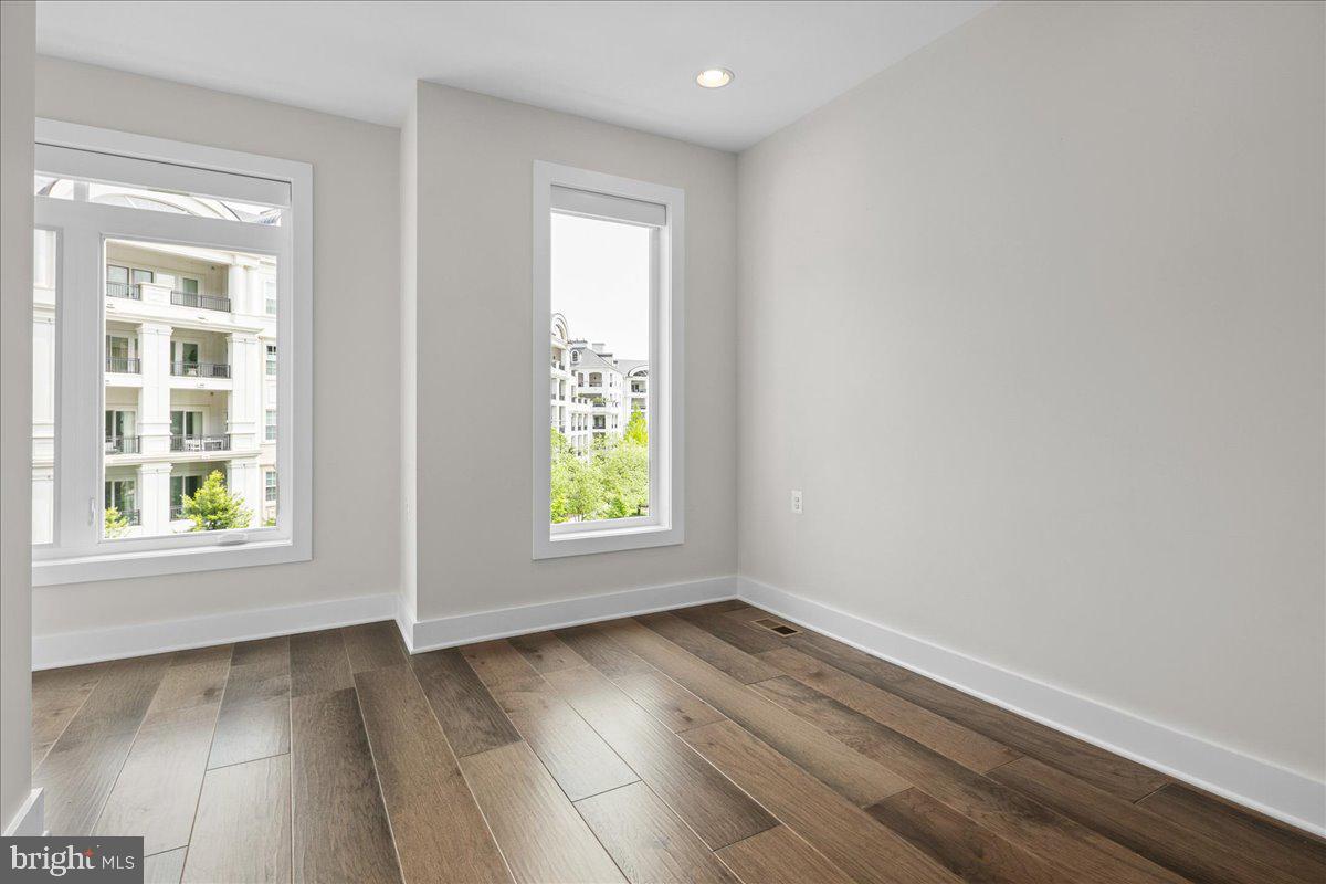 QUARRY SPRINGS - Residential