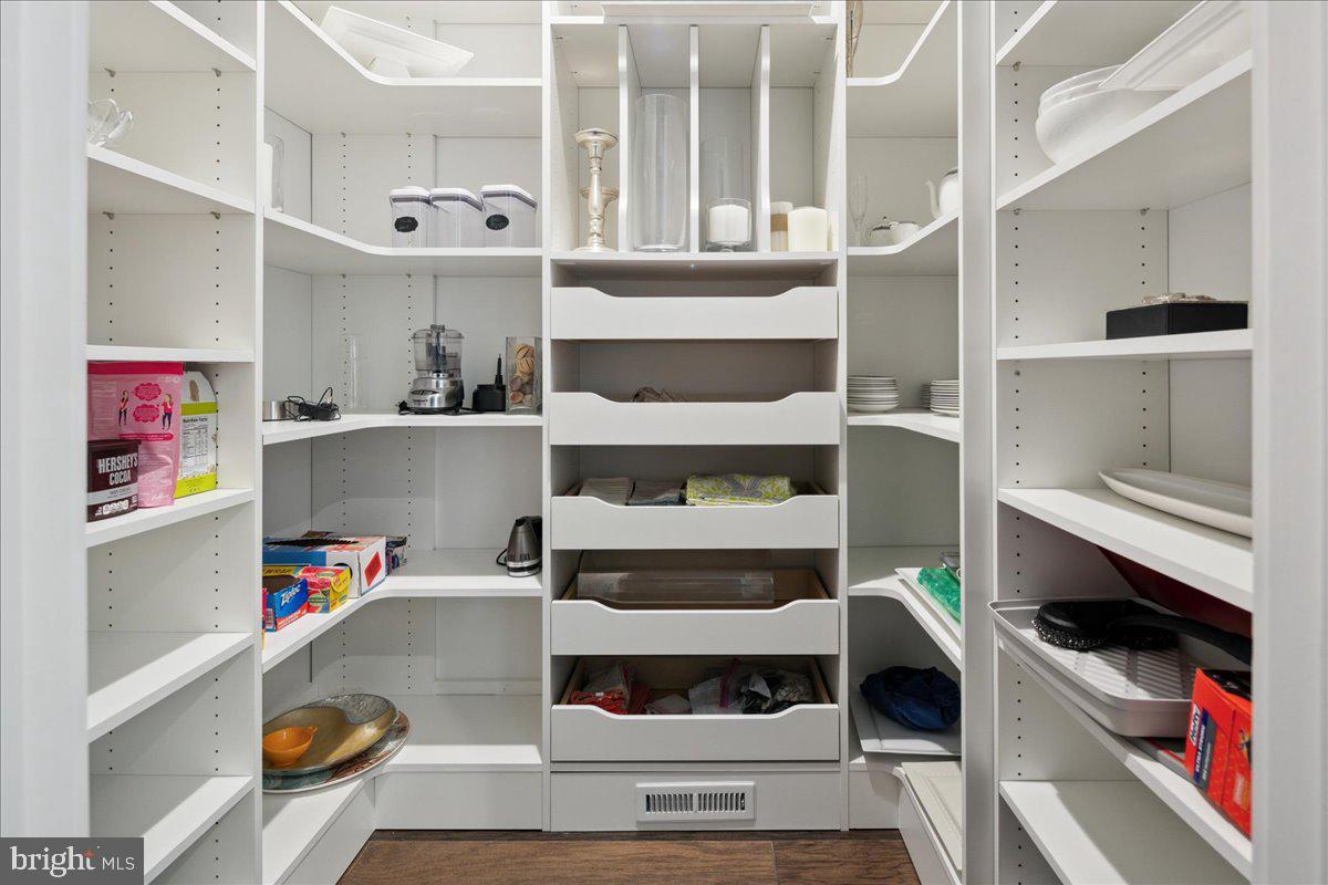 QUARRY SPRINGS - Residential