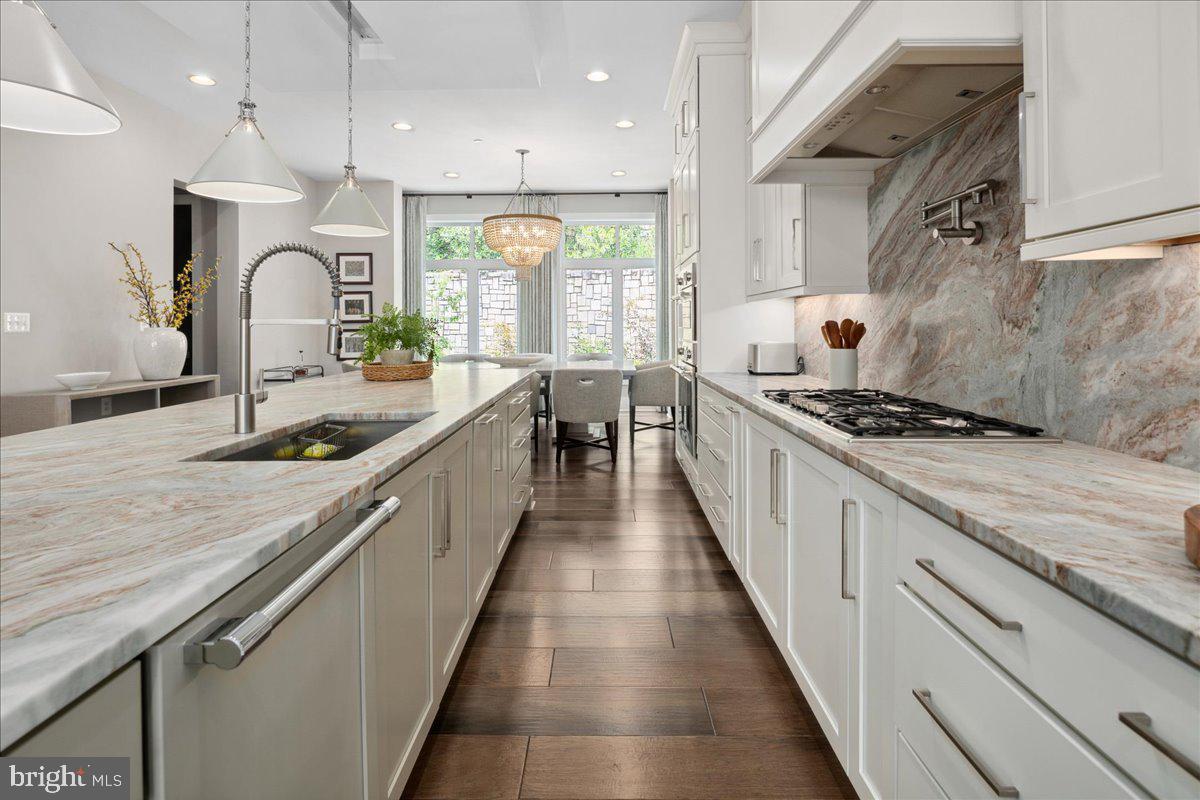 QUARRY SPRINGS - Residential