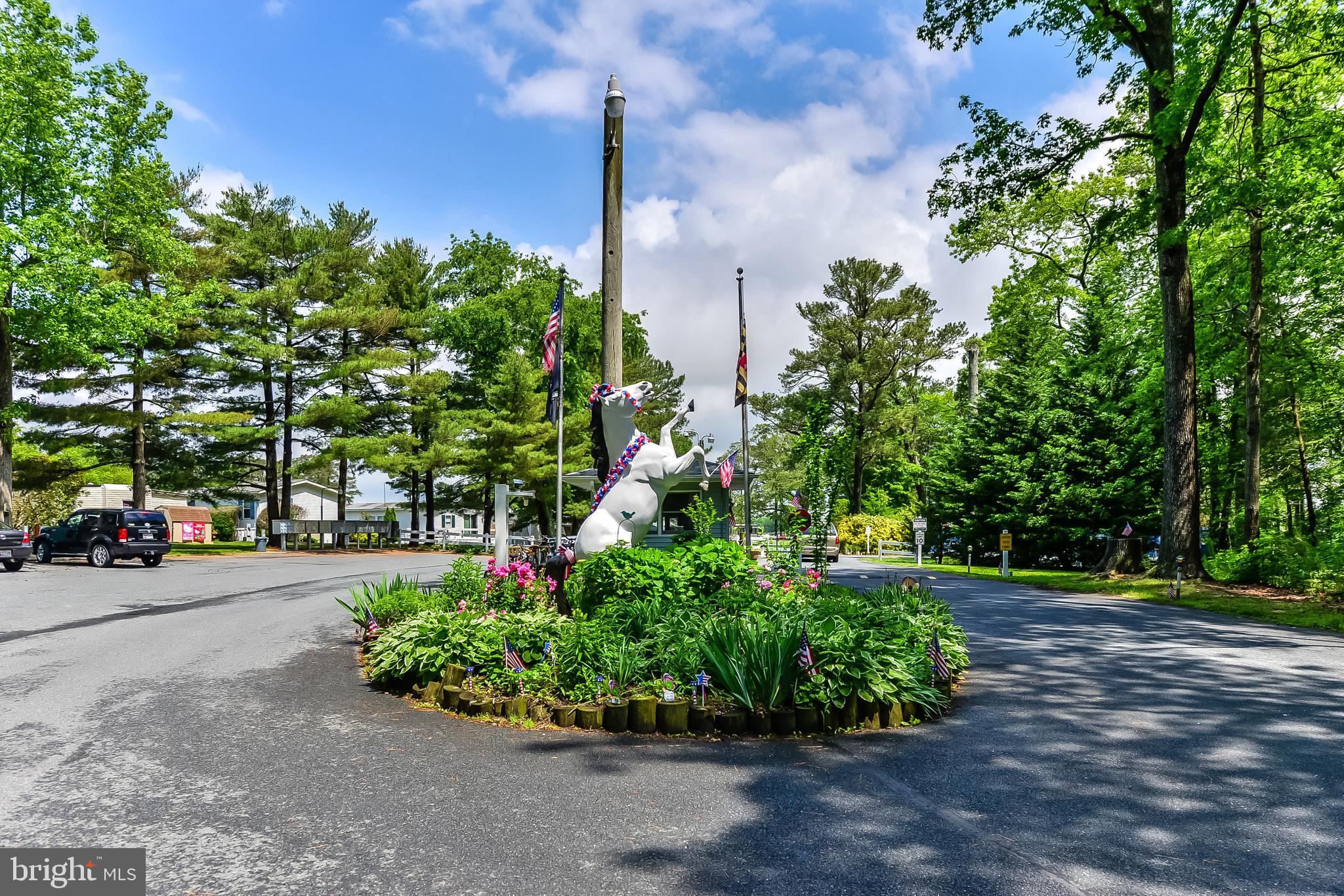 WHITE HORSE PARK I - Residential