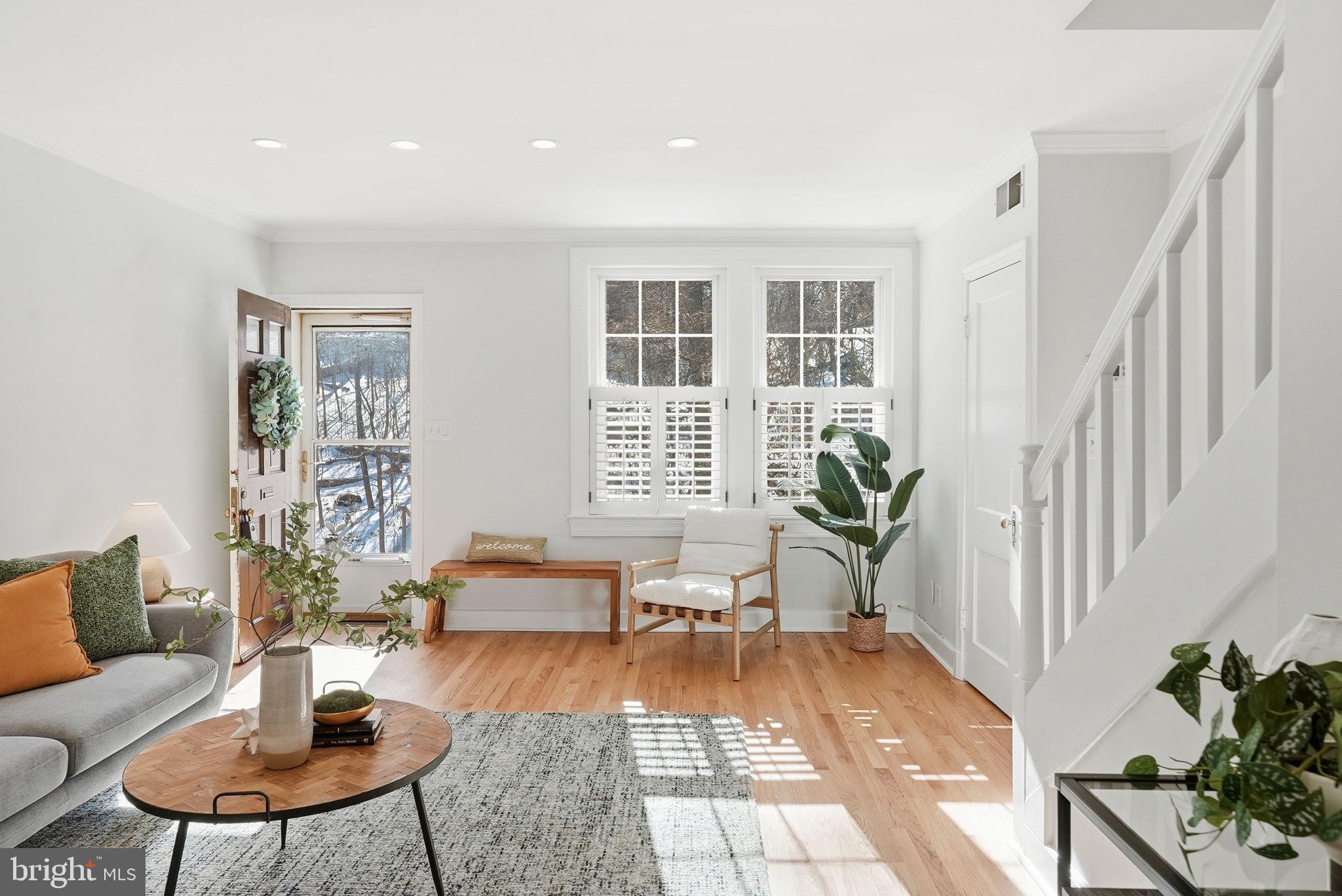 ARLINGTON VILLAGE - Residential