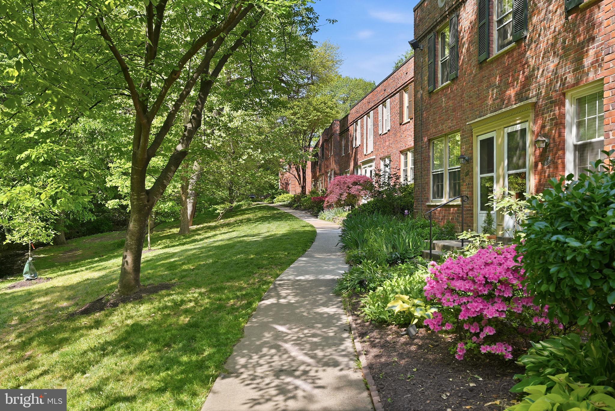 1414 S BARTON STREET S 453