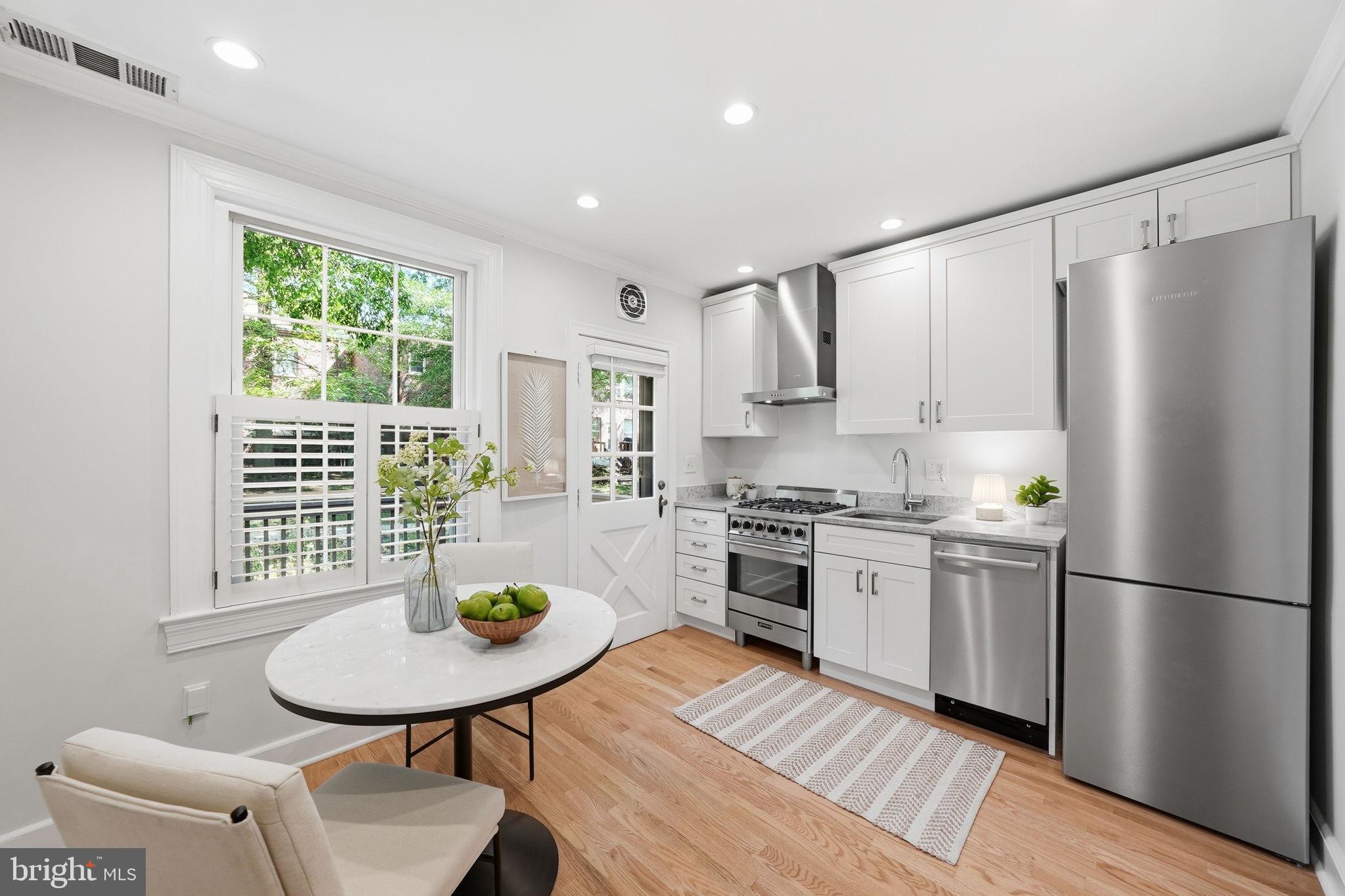 ARLINGTON VILLAGE - Residential