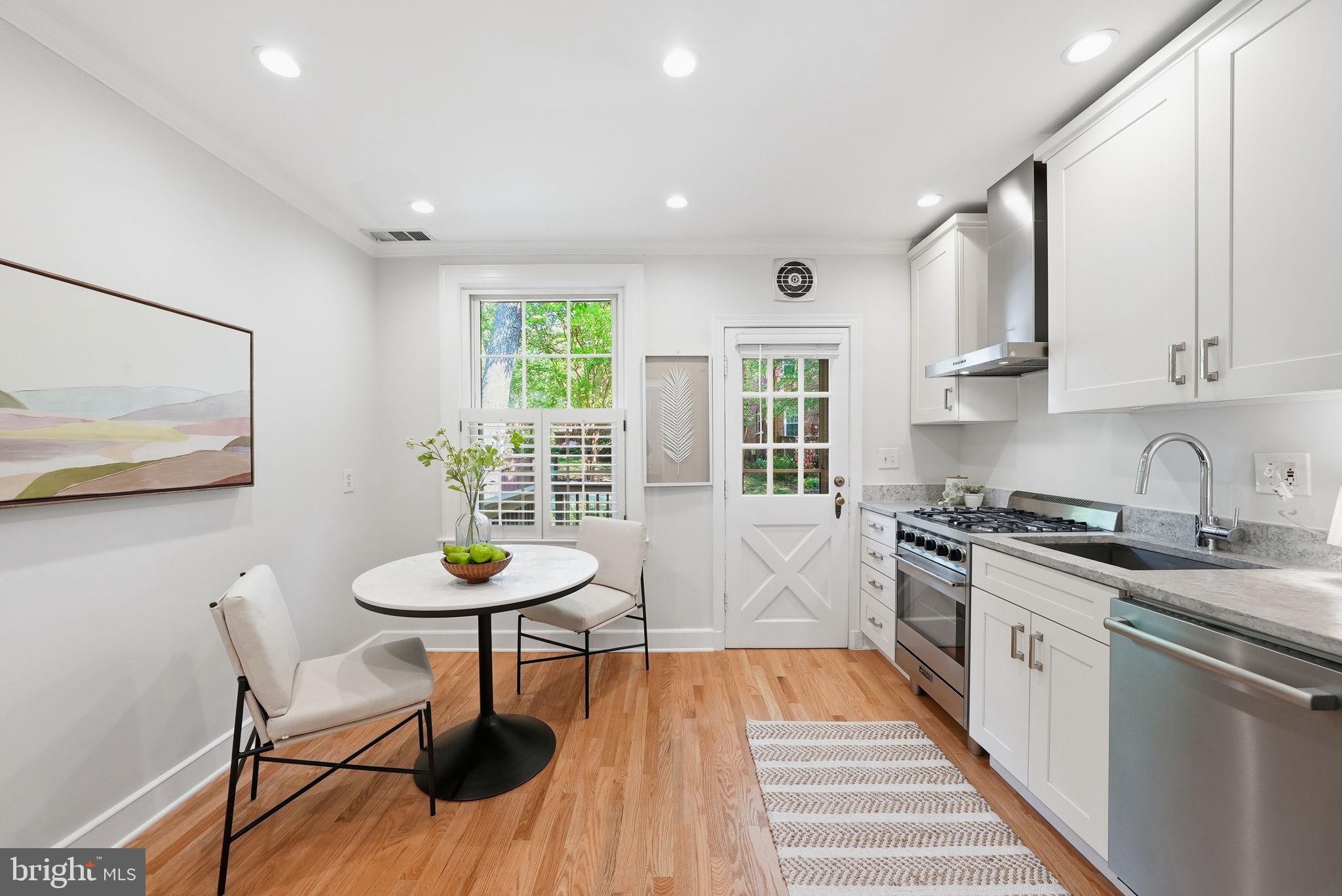 ARLINGTON VILLAGE - Residential