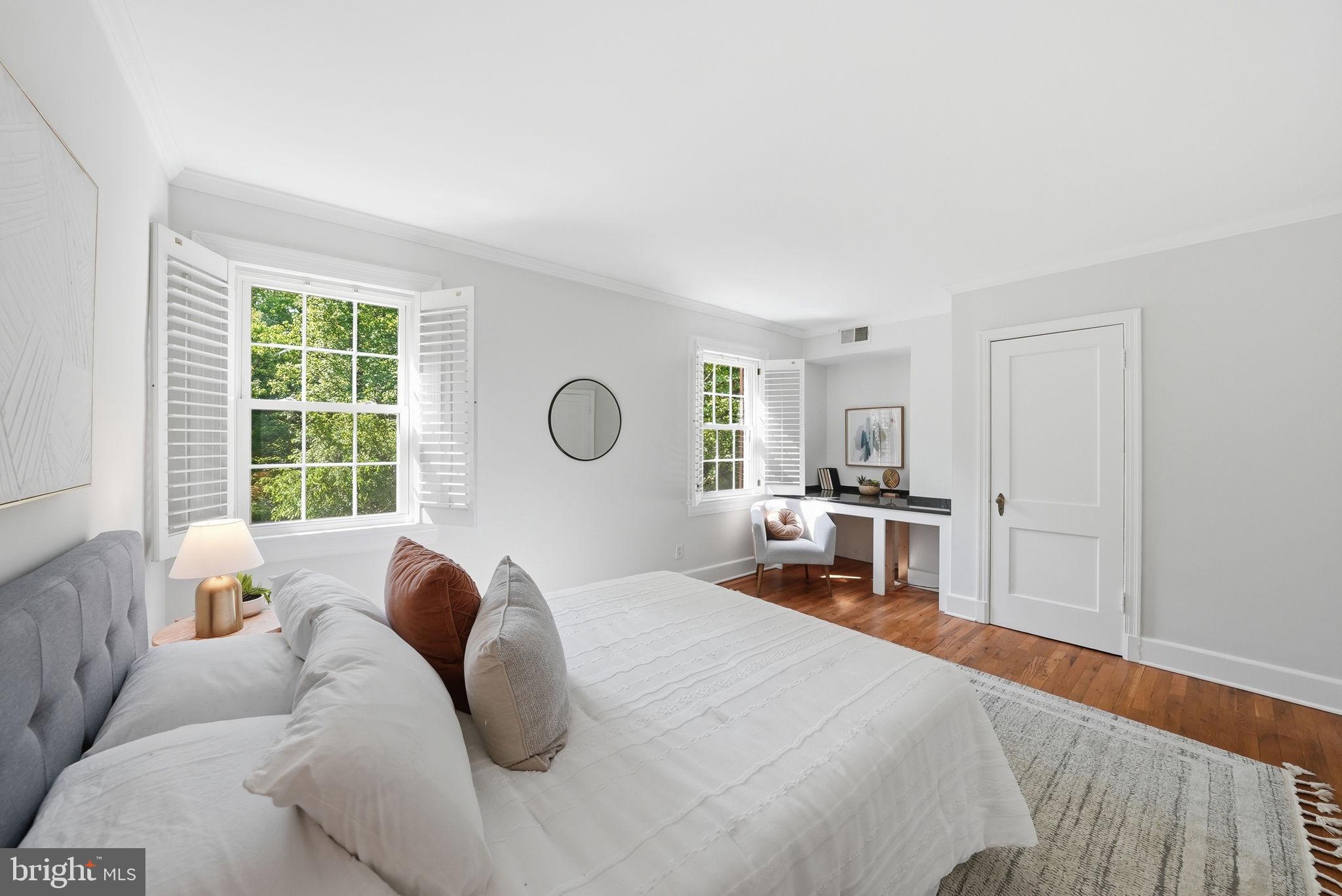 ARLINGTON VILLAGE - Residential